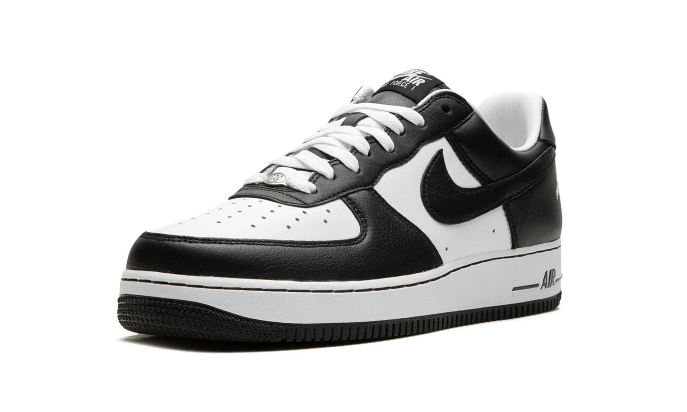 NIKE AIR FORCE 1 LOW QS TERROR SQUAD BLACKOUT