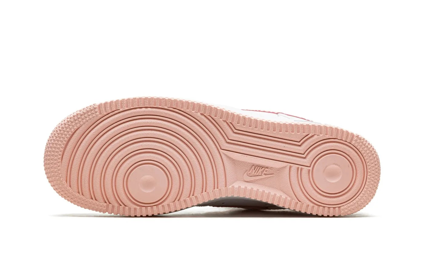 NIKE AIR FORCE 1 LOW VALENTINE'S DAY 2022