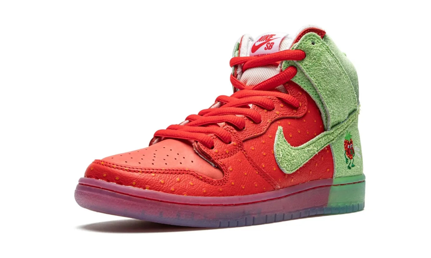 NIKE DUNK HIGH SB STRAWBERRY COUGH
