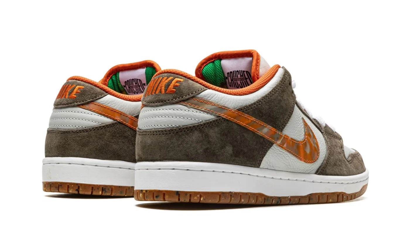 NIKE DUNK LOW SB CRUSHED D.C.