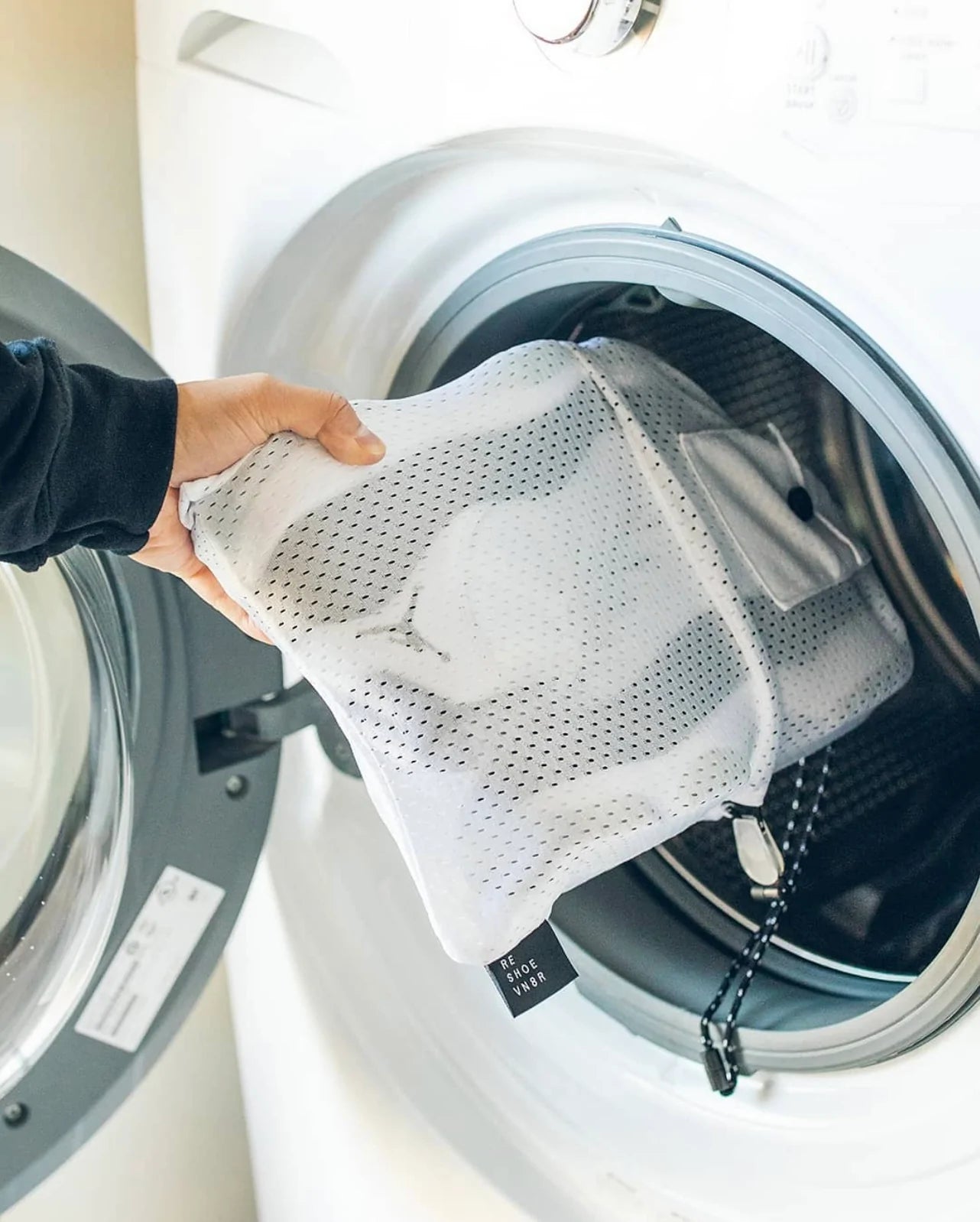 How to wash shoes in the washing machine