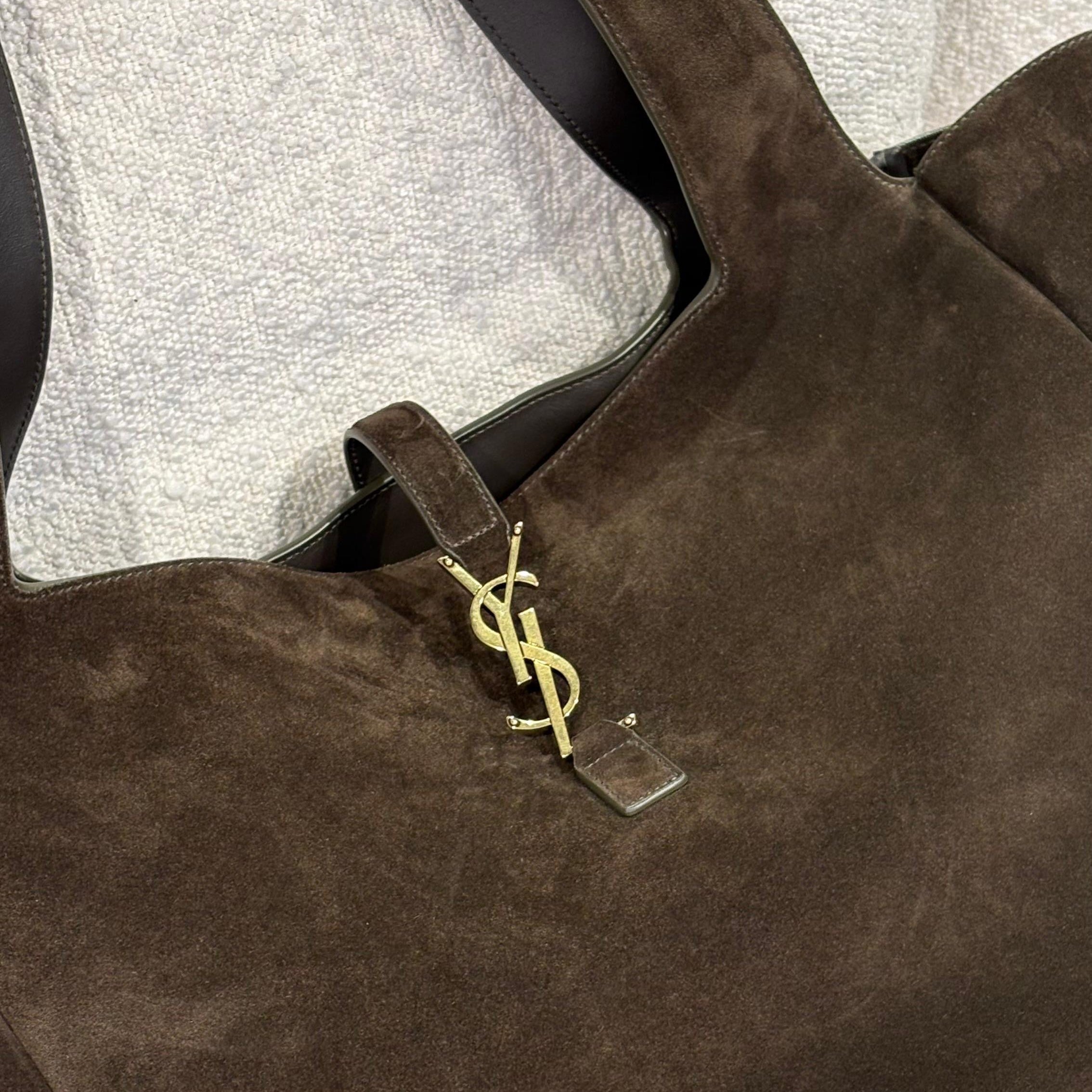 BORSA LE 5 À 7 BEA IN SUEDE LIGHT MUSK - Yves Saint Laurent