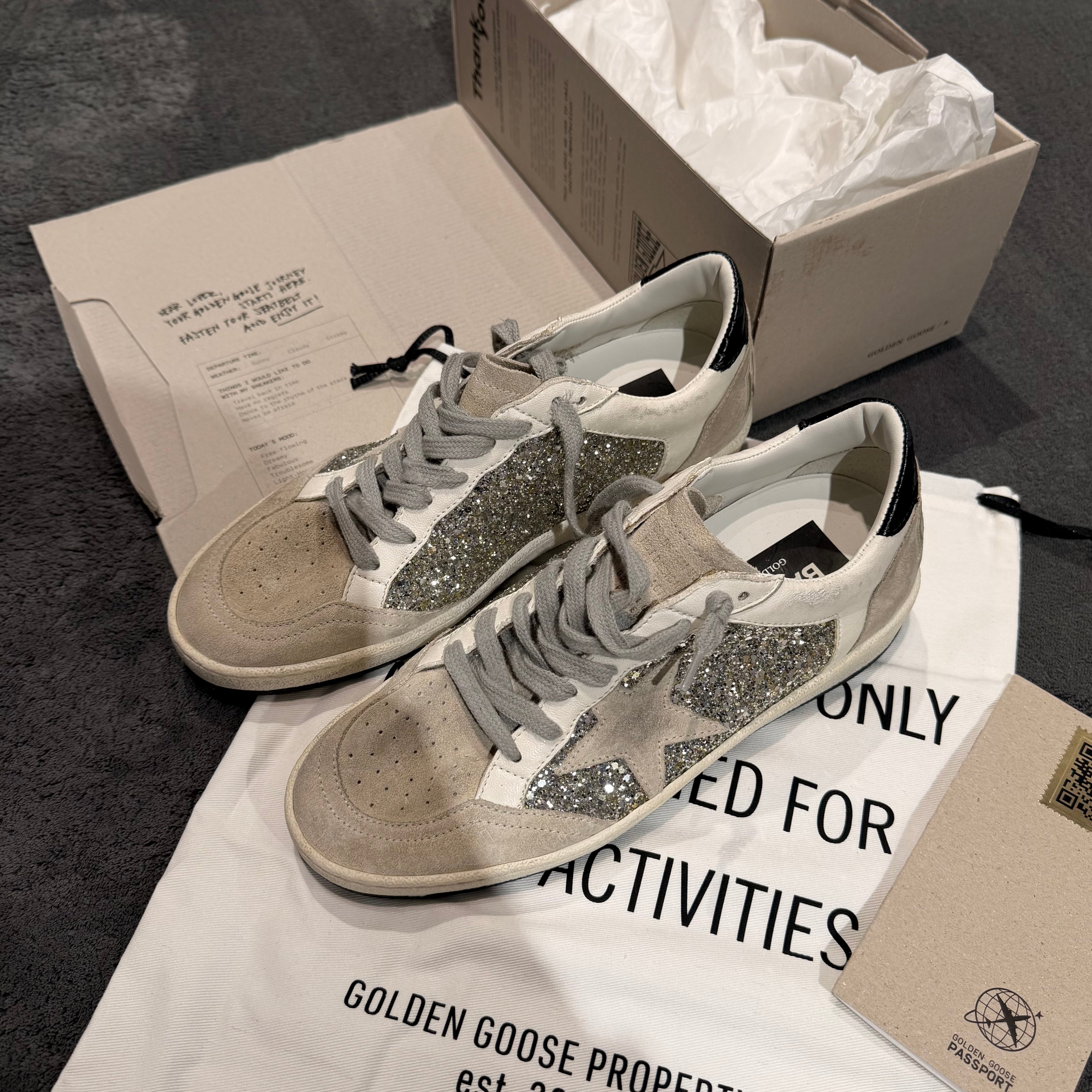 GOLDEN GOOSE BALLSTAR GLITTER & SUEDE UPPER LEATHER