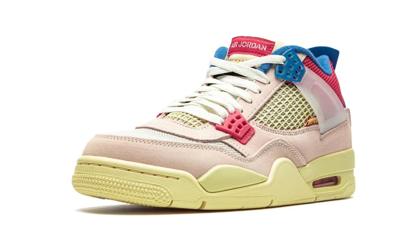 AIR JORDAN 4 RETRO UNION GUAVA ICE
