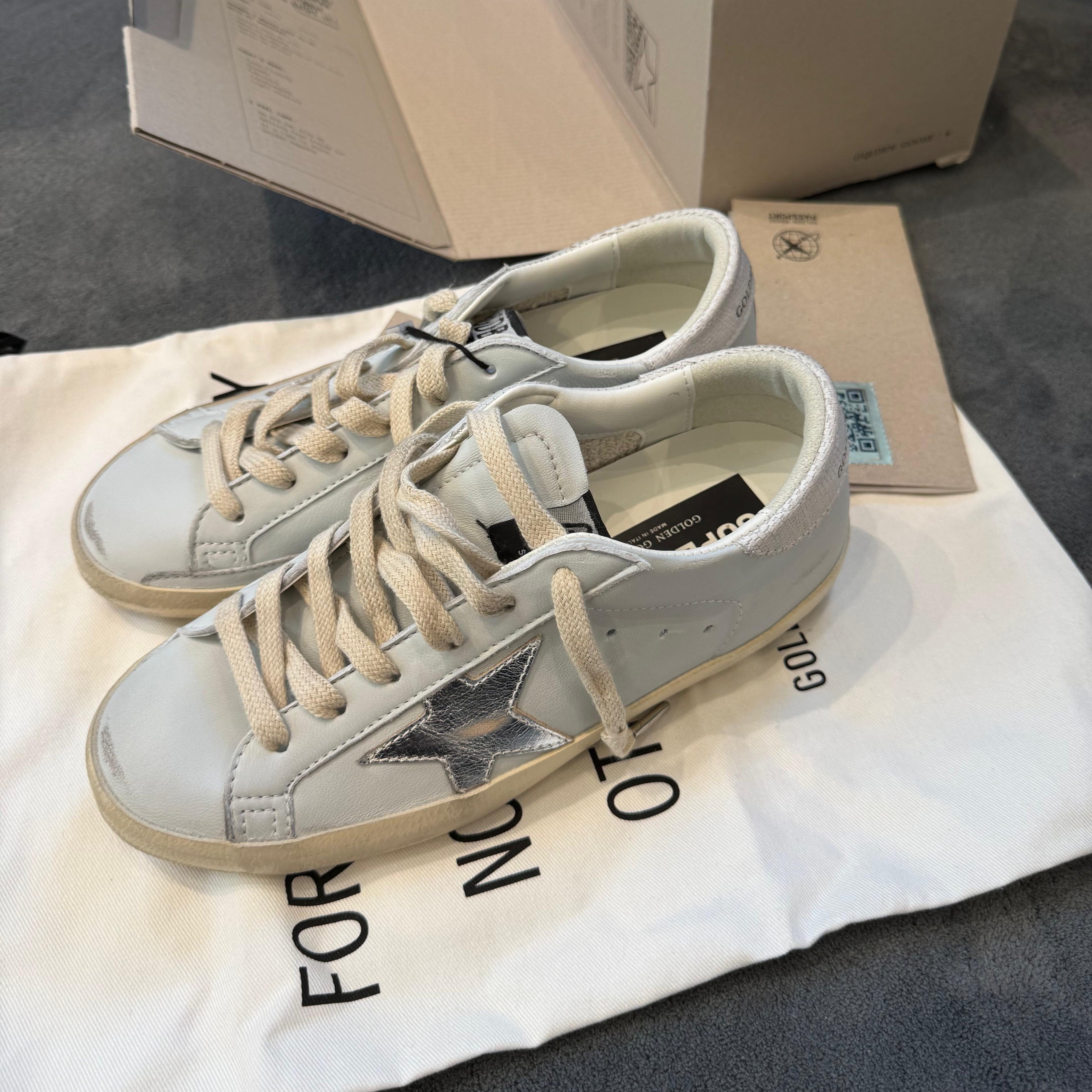 GOLDEN GOOSE SUPER STAR WHITE SILVER TAB SNAKE LIMITED EDITION