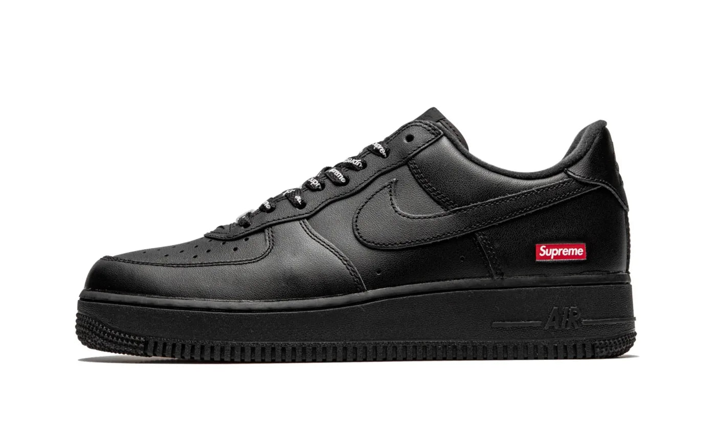 NIKE AIR FORCE 1 LOW SUPREME BLACK