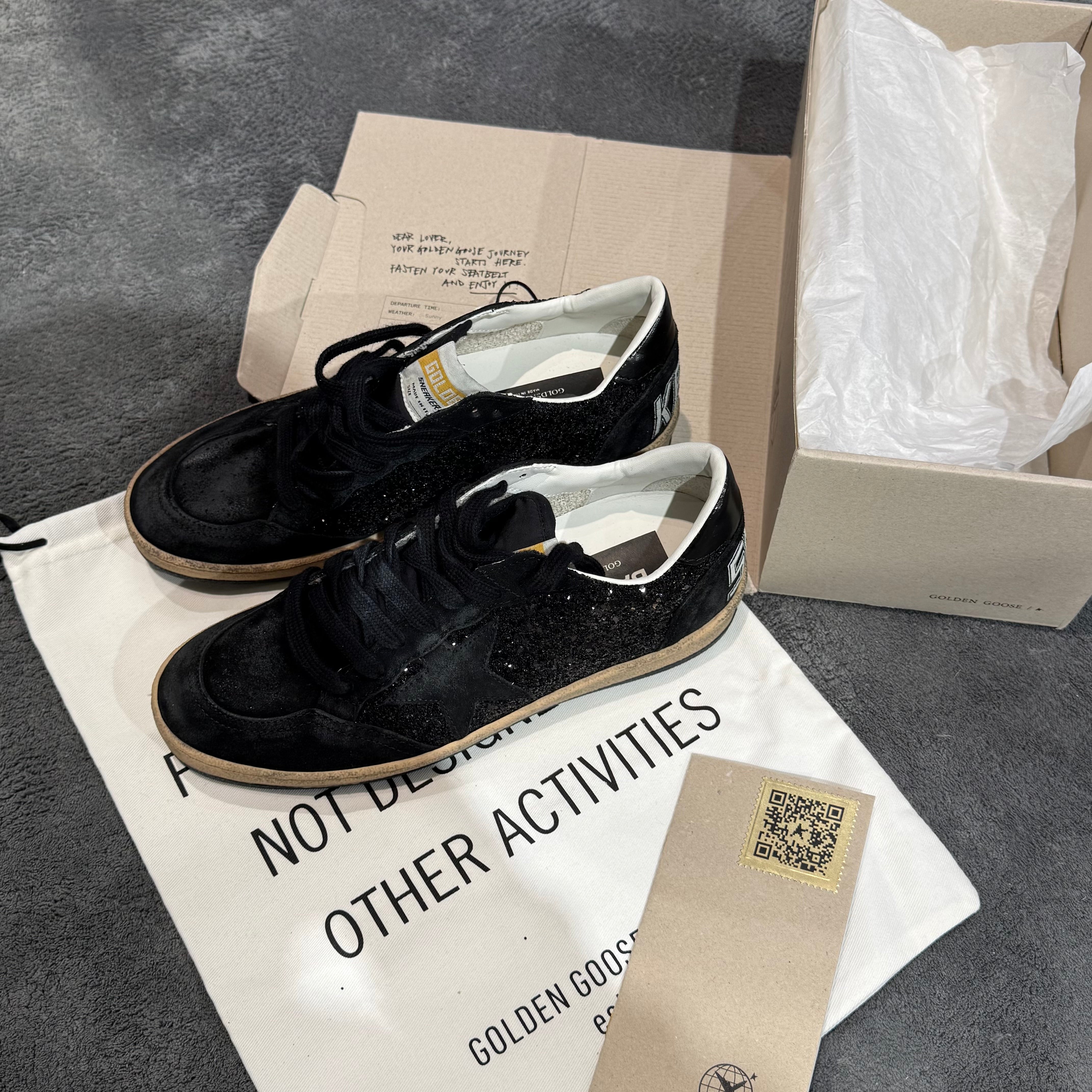 GOLDEN GOOSE BALLSTAR GLITTER BLACK