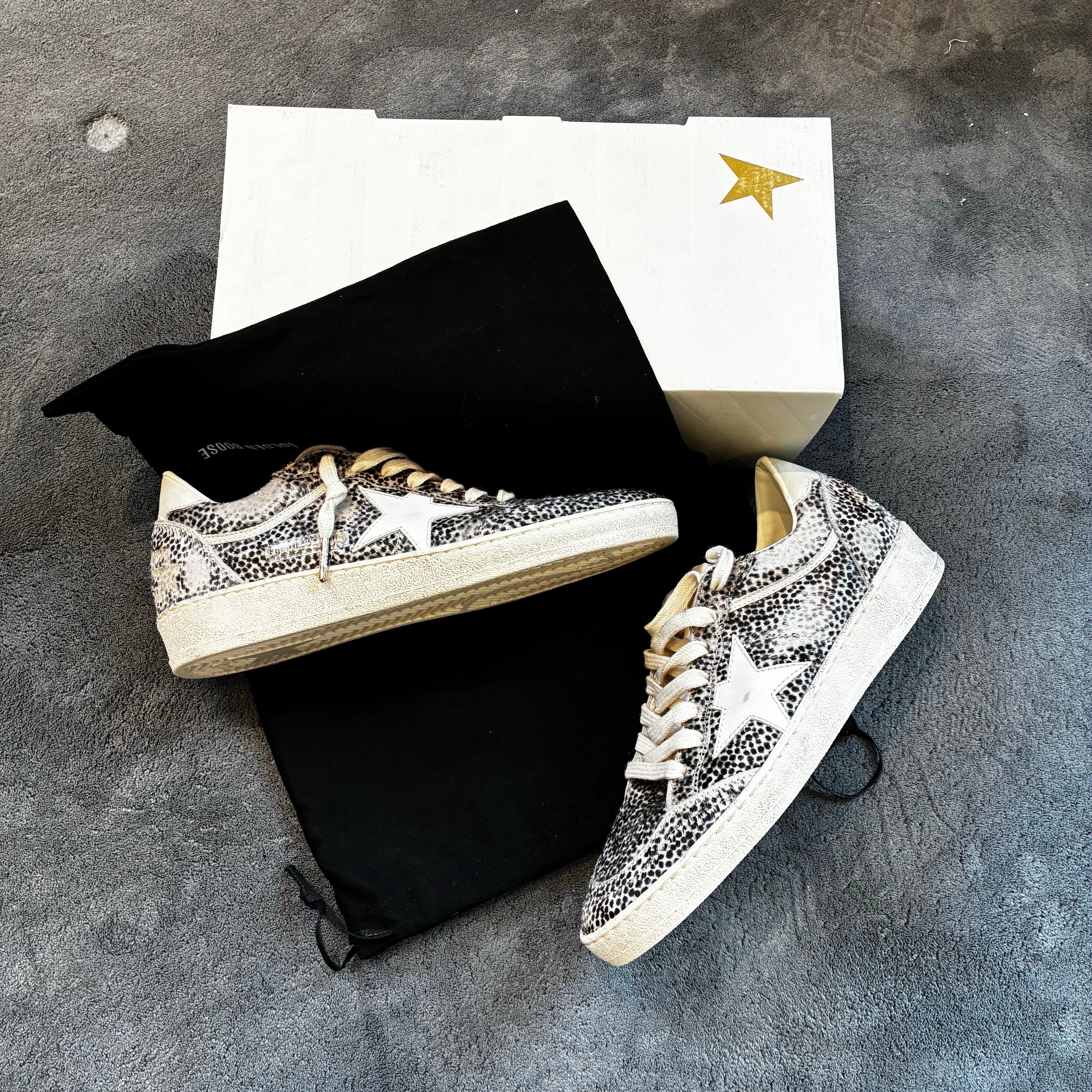 GOLDEN GOOSE BALLSTAR MICRO ANIMAL LEOPARD