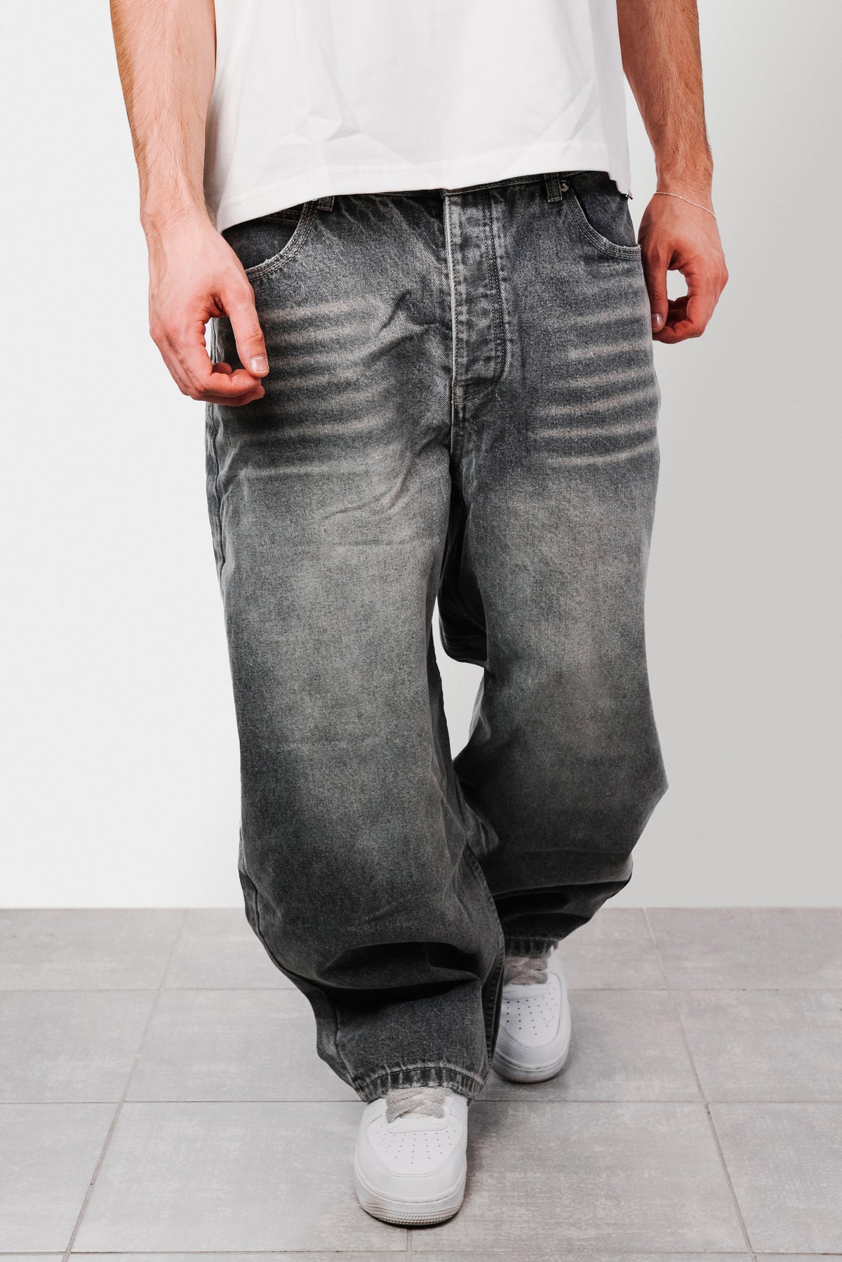 THE BAGGY BALLOON GREY JEANS - Replacement Brand