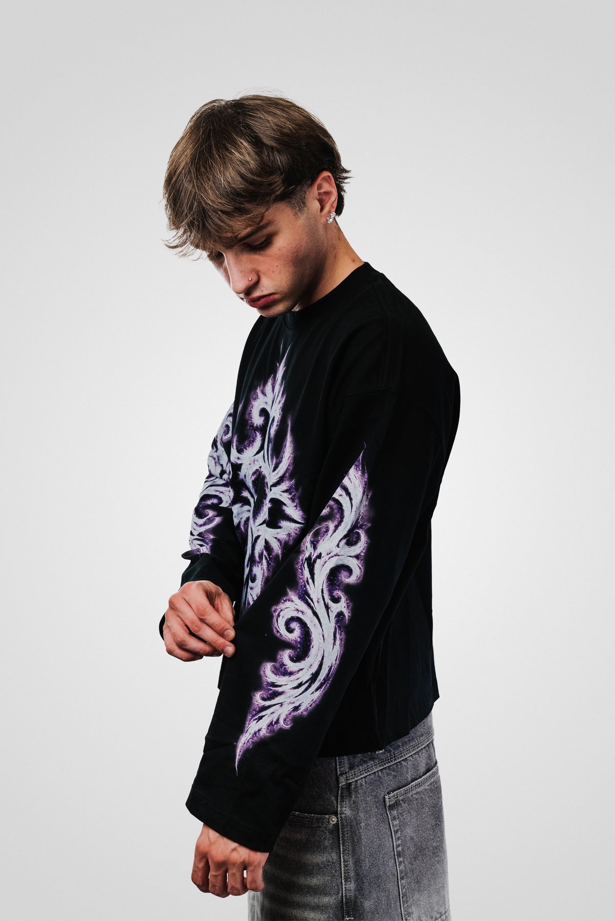 GREGORIAN PURPLE NEON BLACK LONGSLEEVE - Shoebuya Design