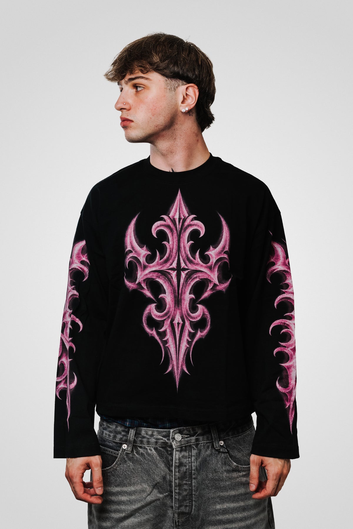 GREGORIAN PINK NEON BLACK LONGSLEEVE - Shoebuya Design