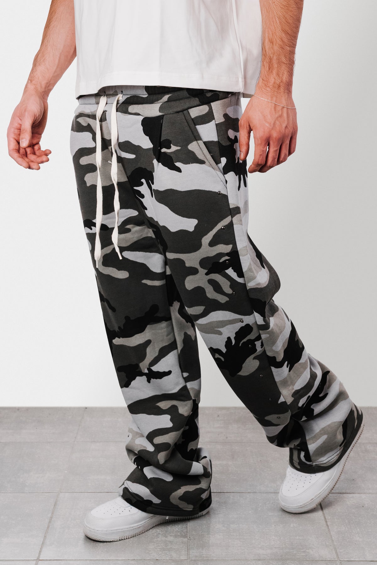 CAMO GREY WINTER SWEATPANTS - Replacement Brand