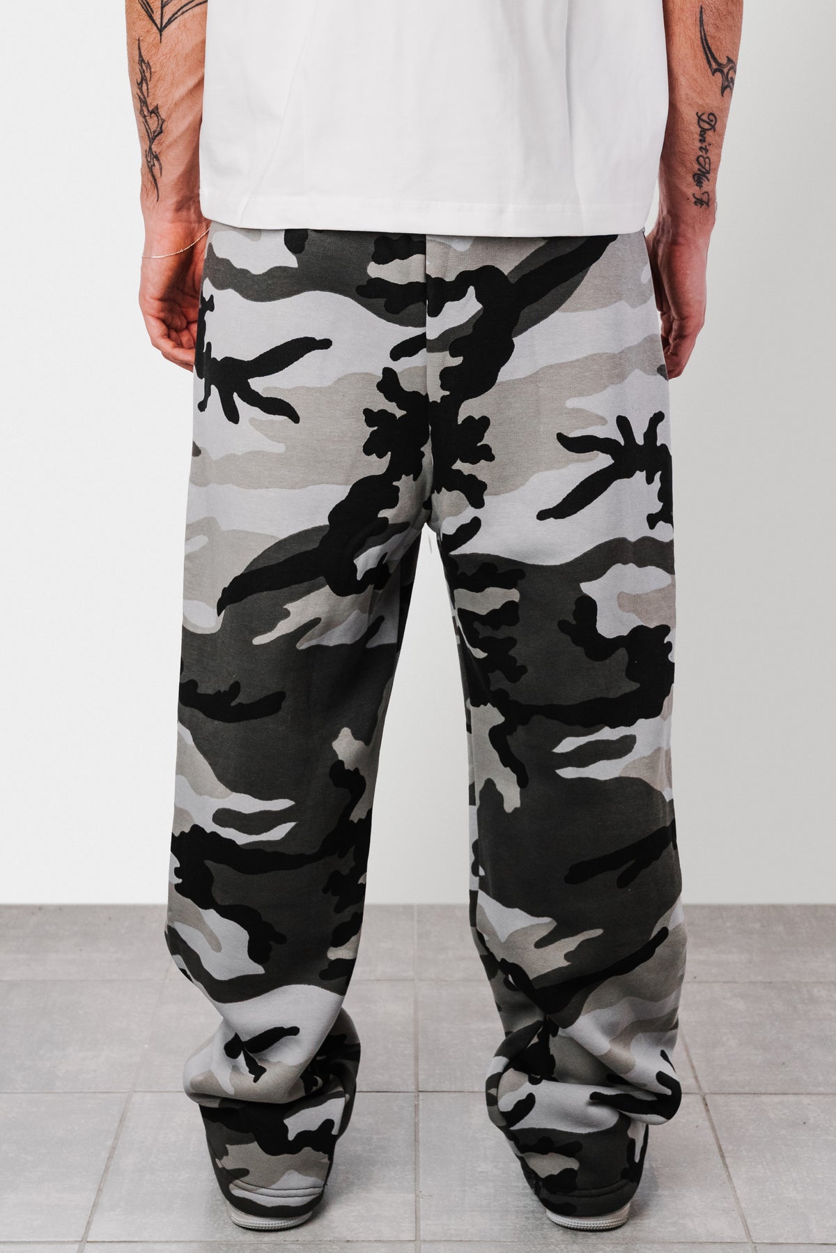 CAMO GREY WINTER SWEATPANTS - Replacement Brand
