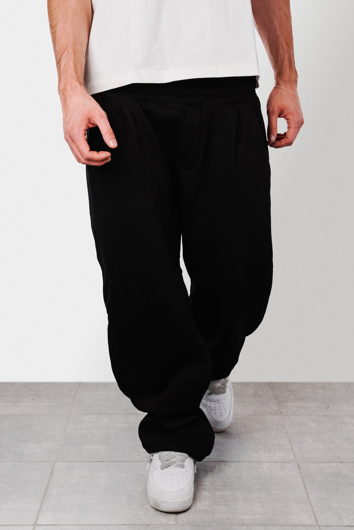 PANTALONI DA JOGGING ESSENTIAL BLACK - PXP Brand