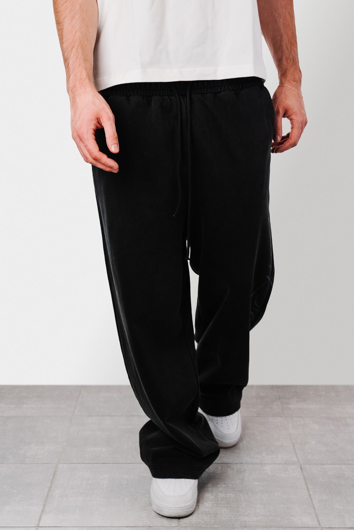 NEED NOTHING WASHED GREY SWEATPANTS - Shoebuya Design