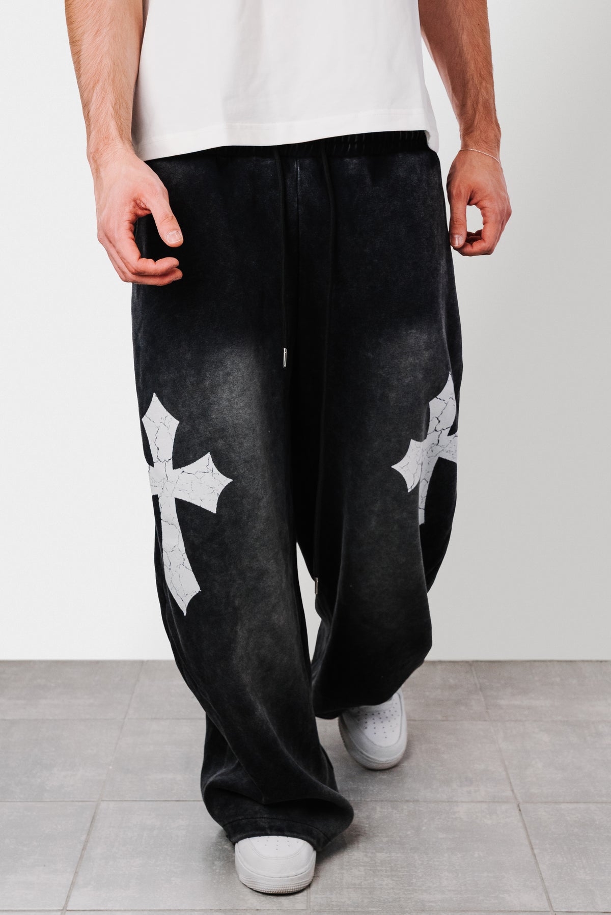 WHITE CROSS WASHED GREY SWEATPANTS - Shoebuya Design