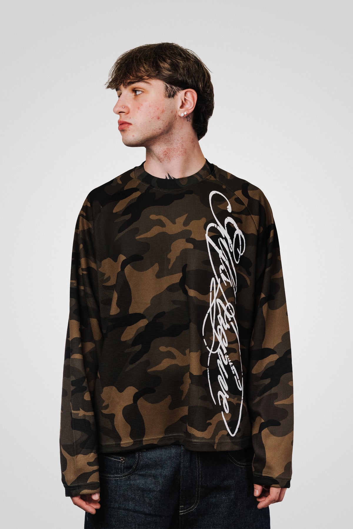 ITALICS CAMO GREEN LONGSLEEVE - Shoebuya Design