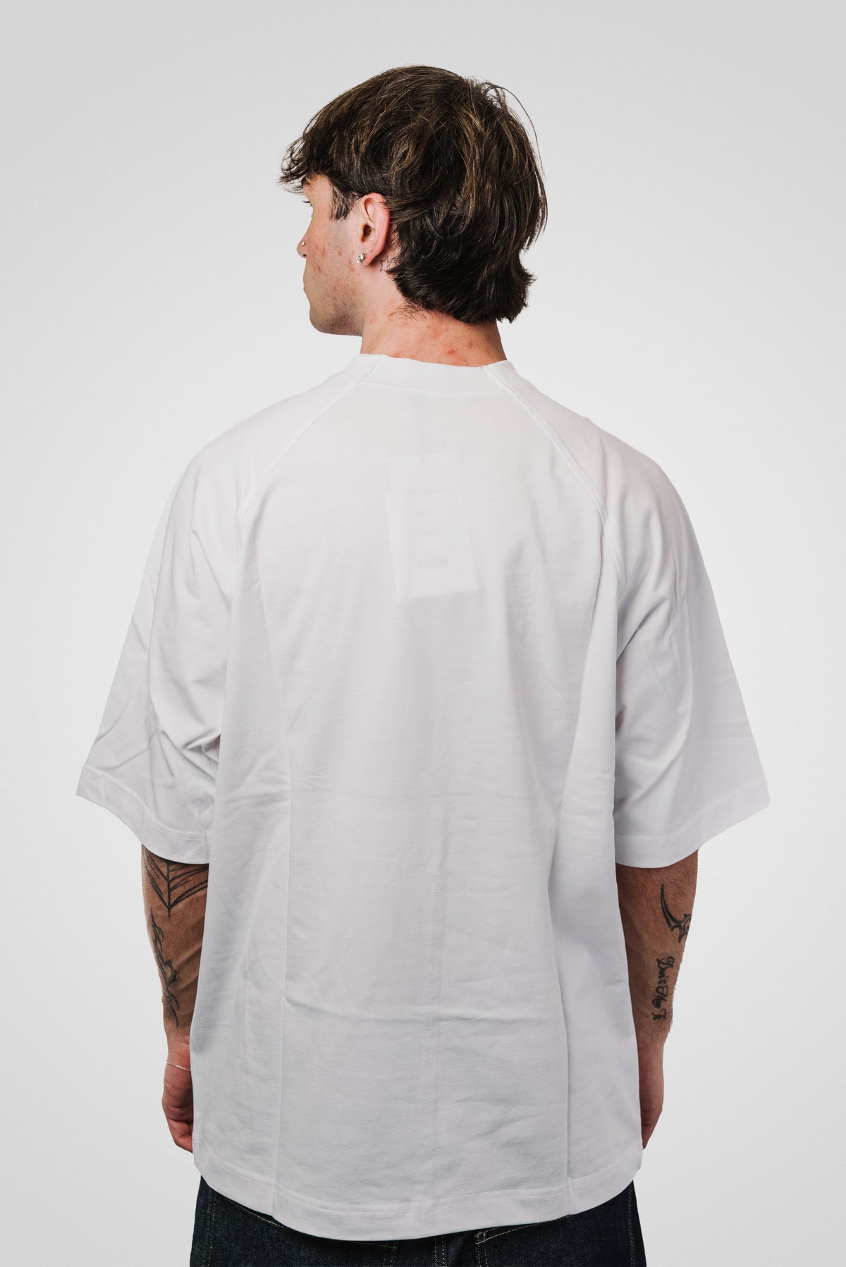 JACQUEMUS PRINTED LOGO WHITE TEE