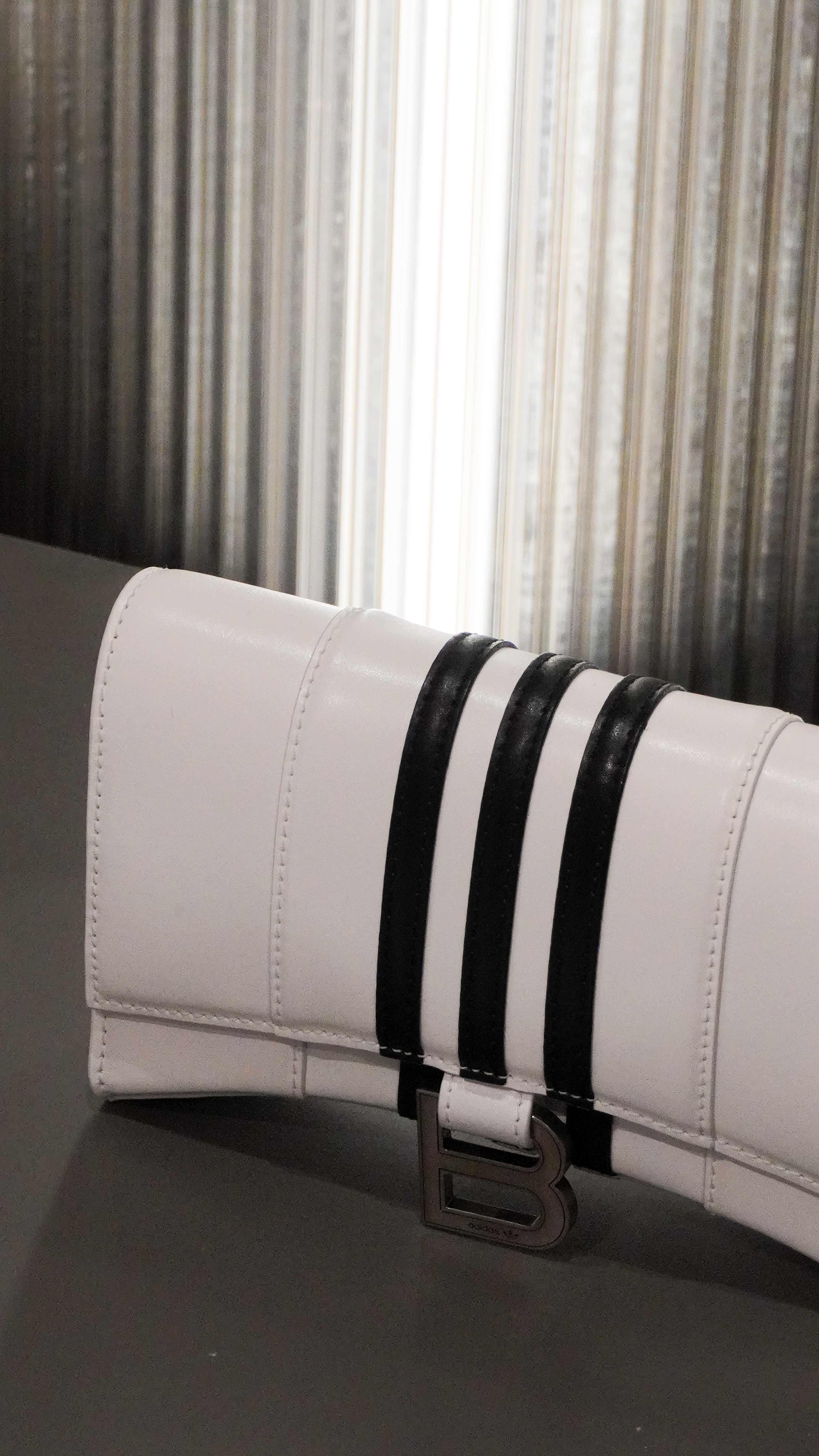 BALENCIAGA BORSA X ADIDAS