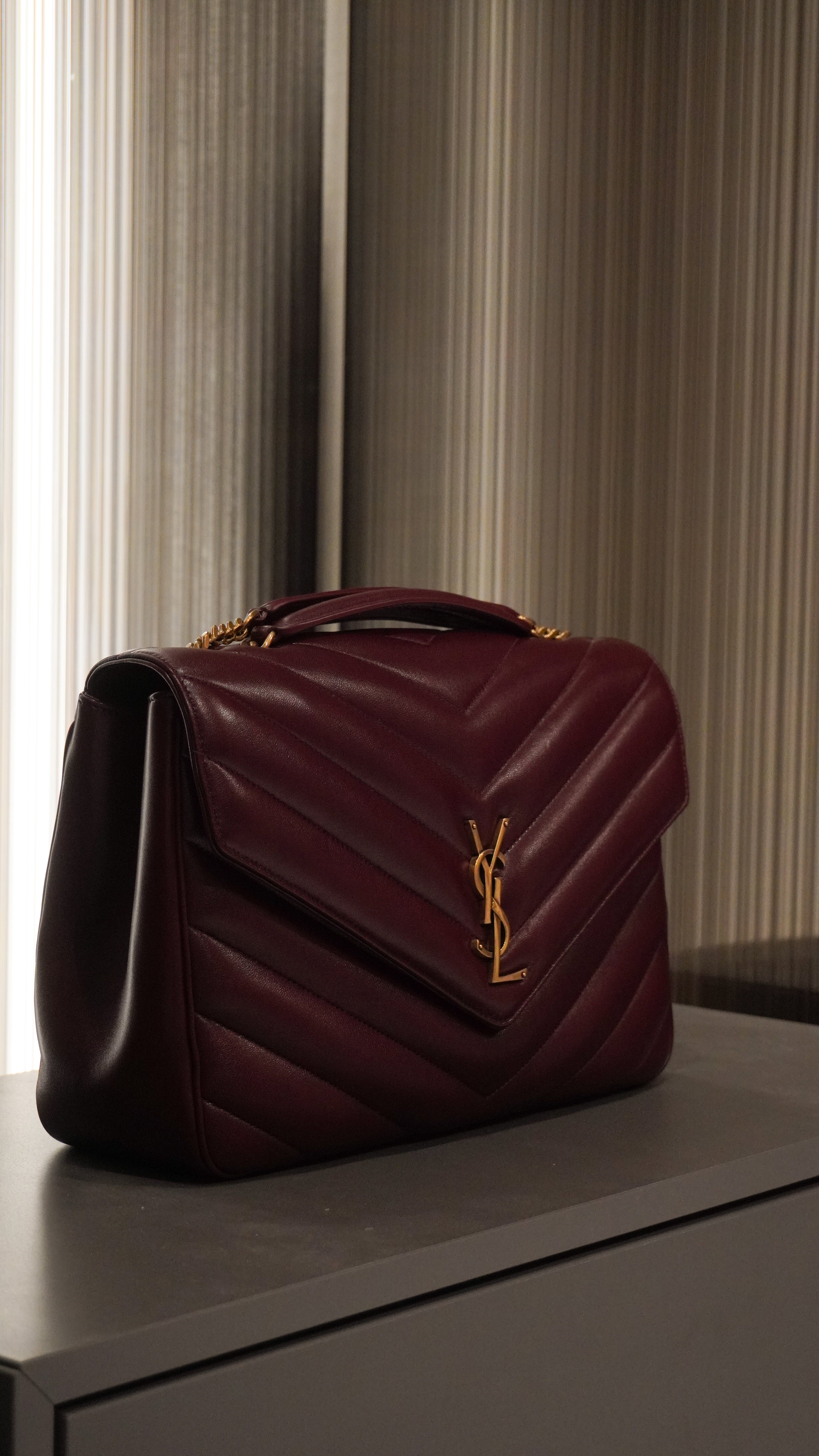BORSA LOULOU BIG IN PELLE DI VITELLO TRAPUNTATA BORDEAUX - Yves Saint Laurent
