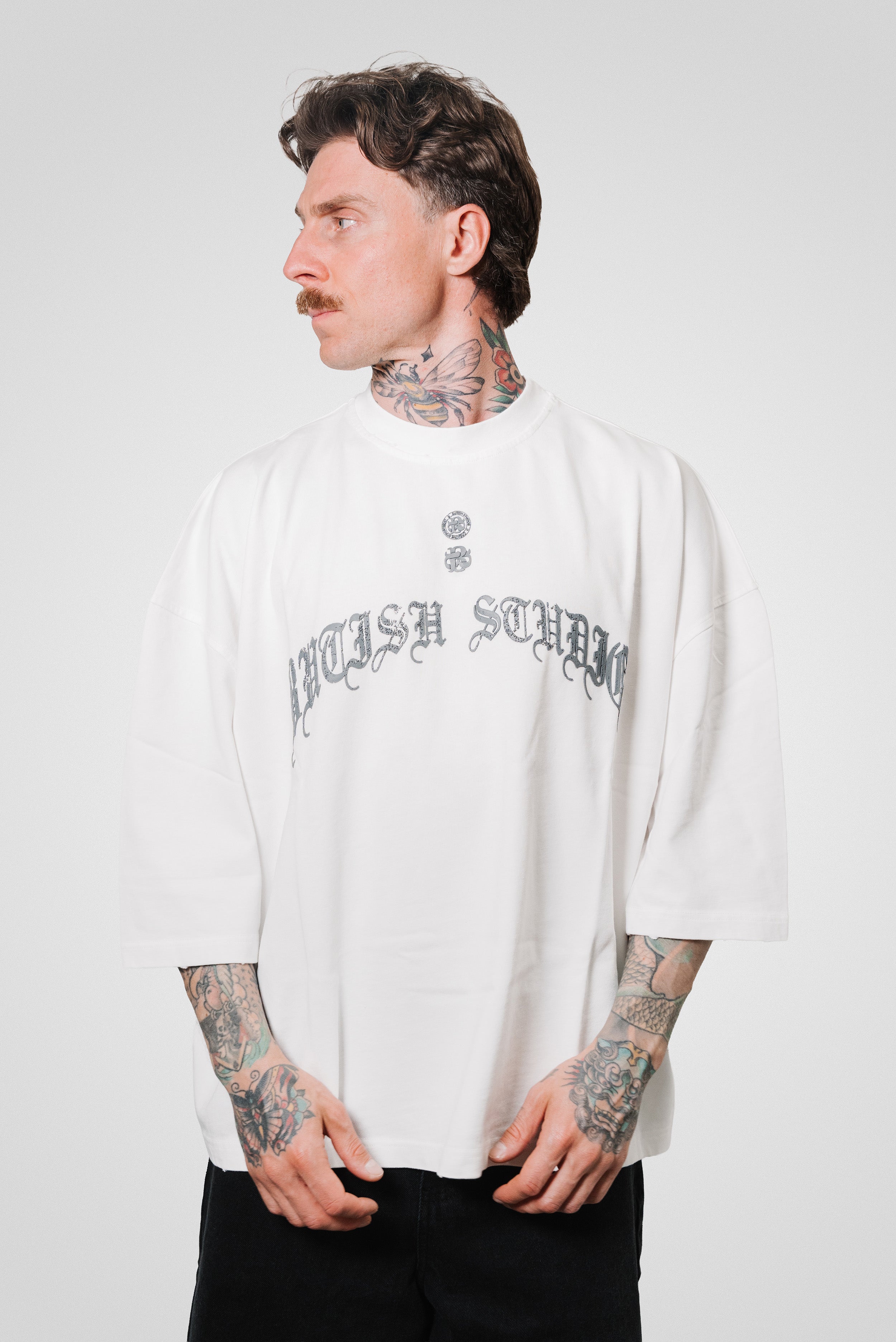 WHITE O1 TEE - Butish Brand