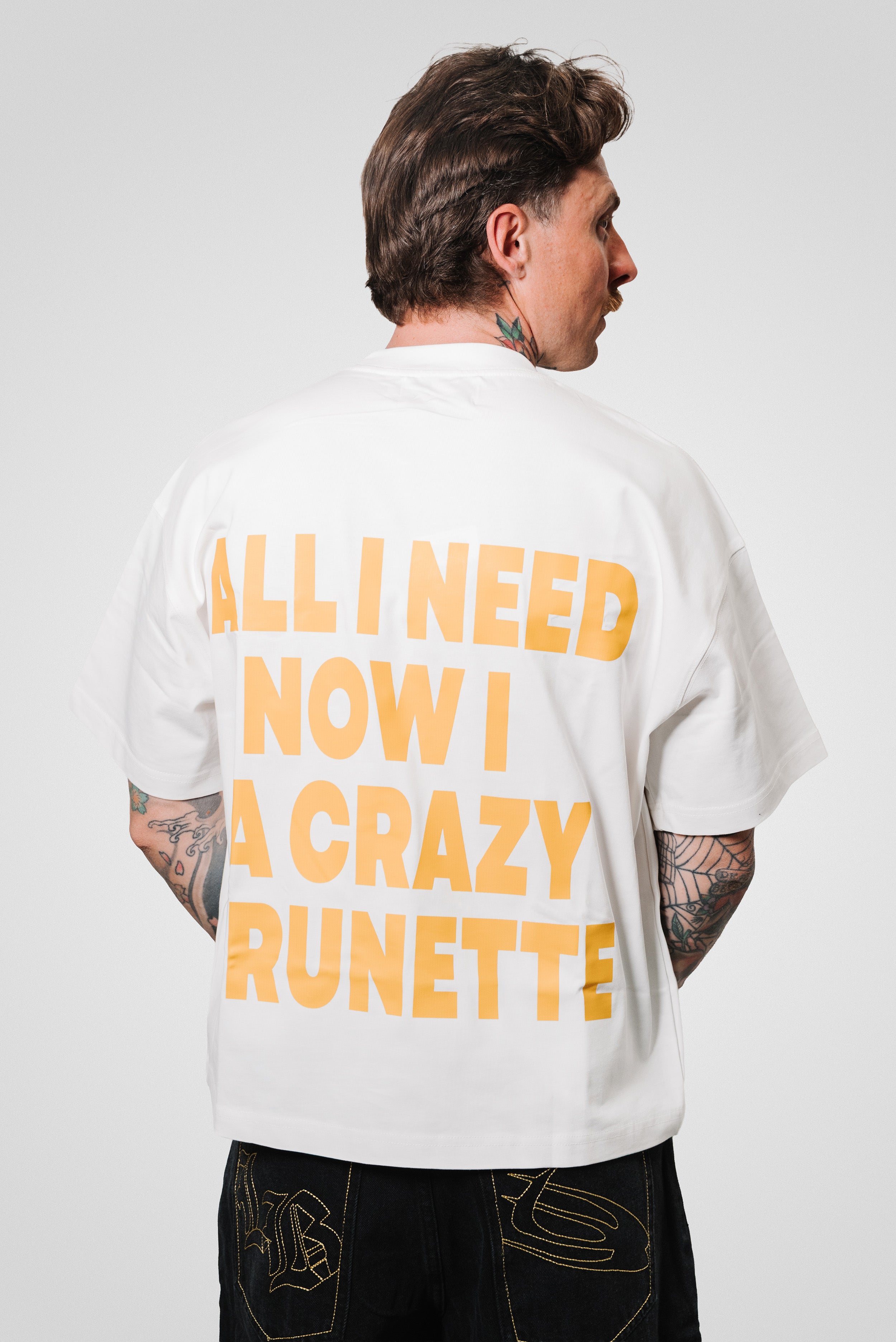 CRAZY BRUNETTE BOXY TEE WHITE - TheDouble