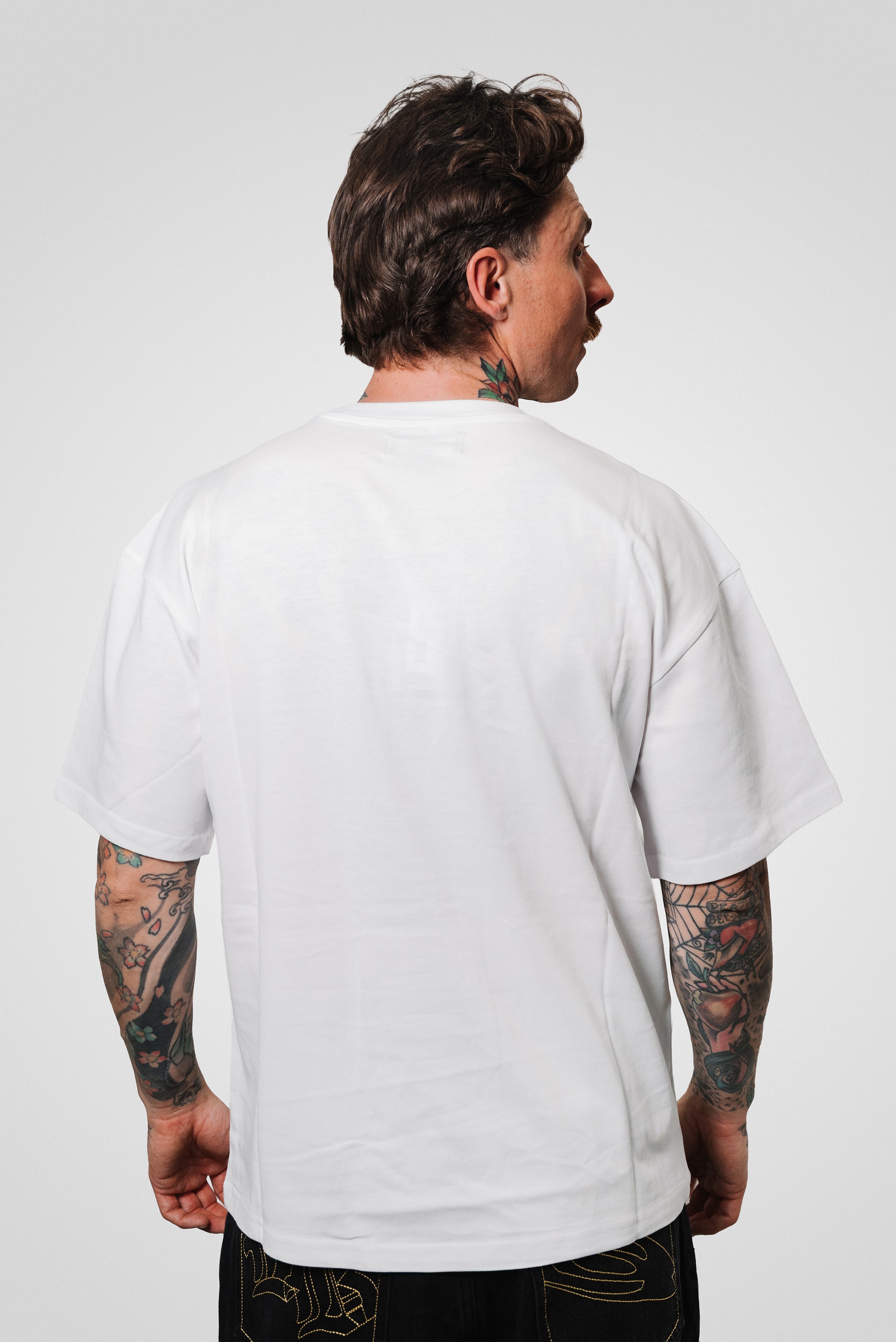 REALTREE SIGNATURE TEE WHITE - Lost Boys