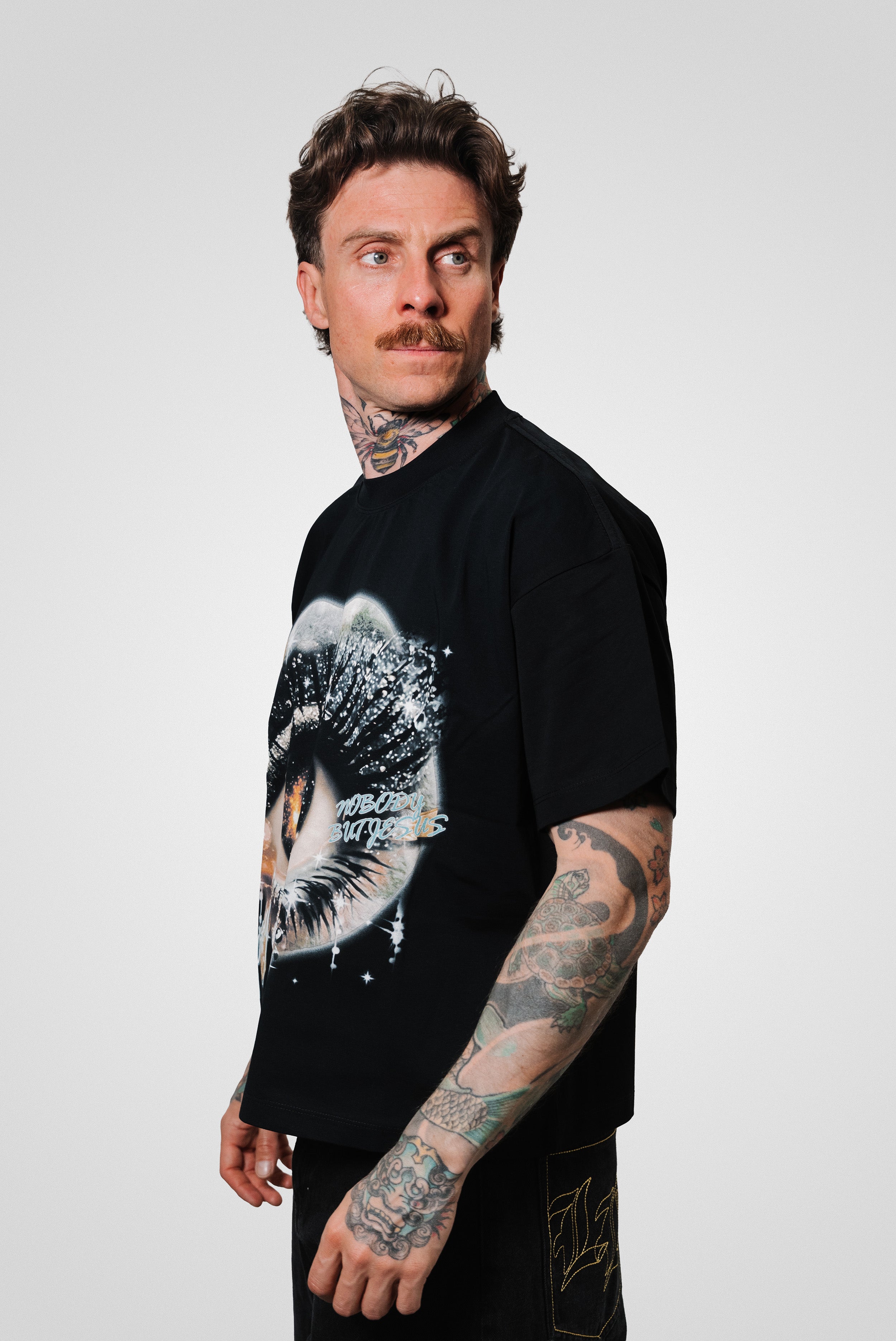 SILVER MOUTH EYED BLACK BOXY TEE - Noissey Brand