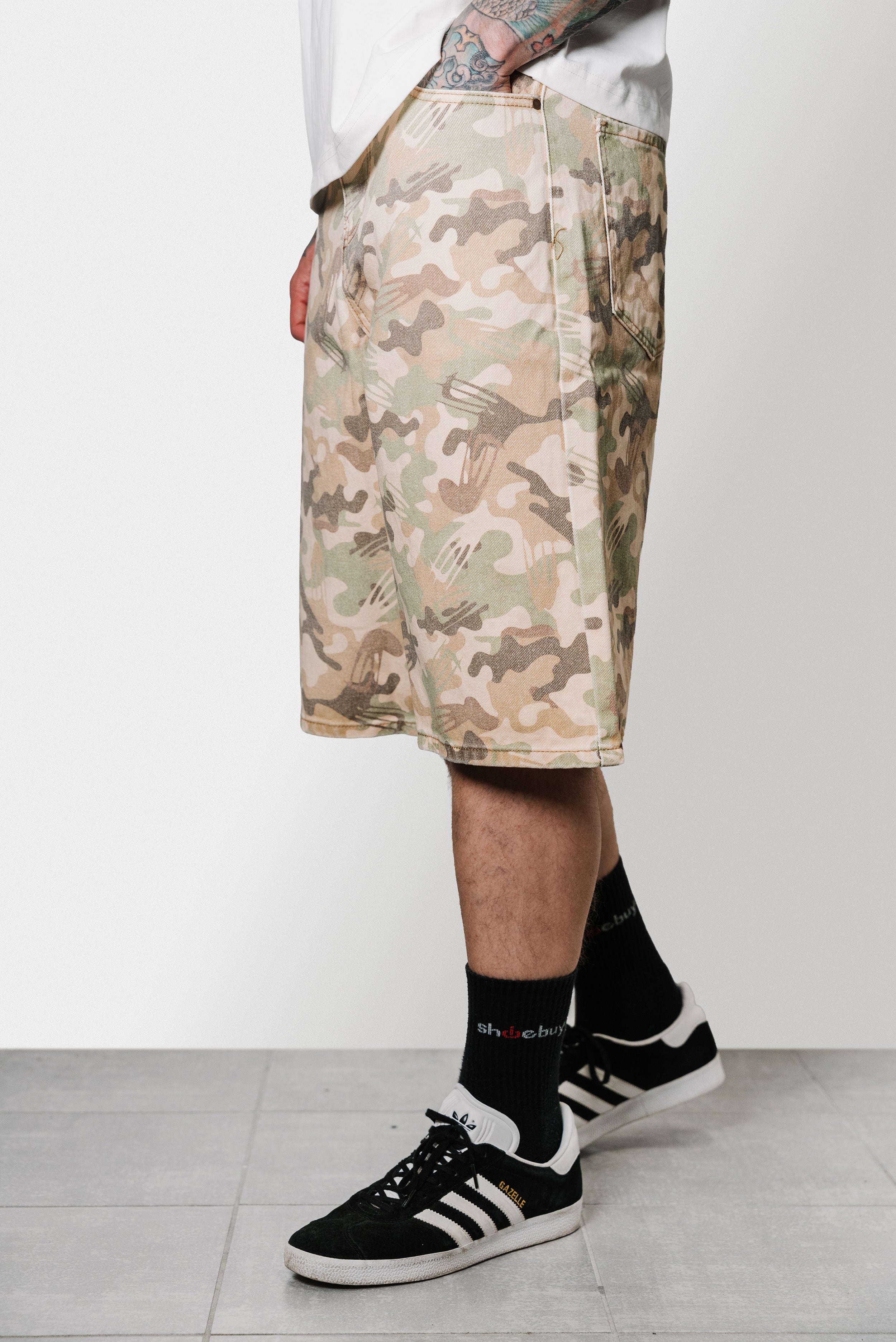 AOP LOGO CAMOUFLAGE SHORTS - Lost Boys