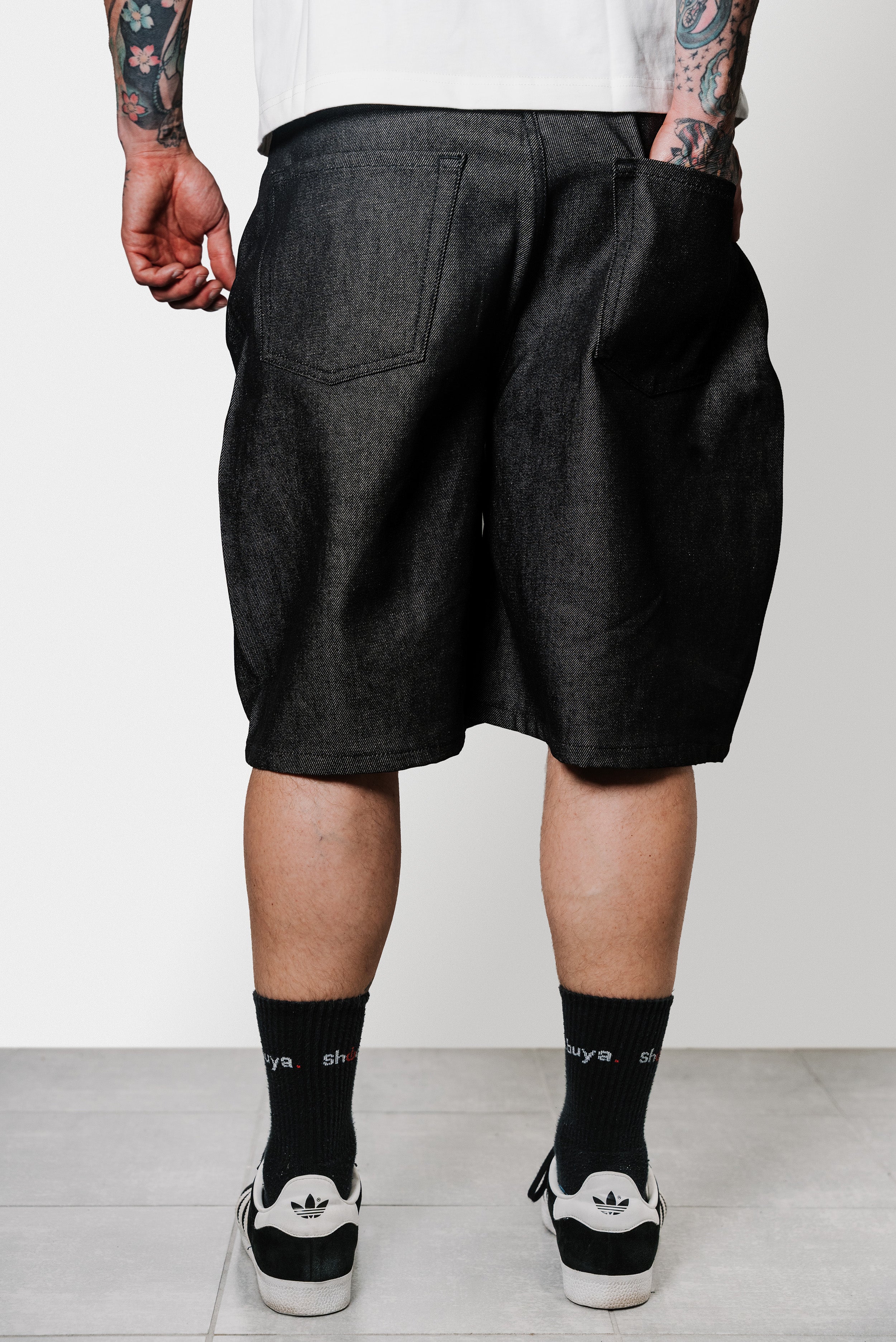 DOUBLE FACE DENIM WASHED BLACK SHORTS  - Replacement Brand