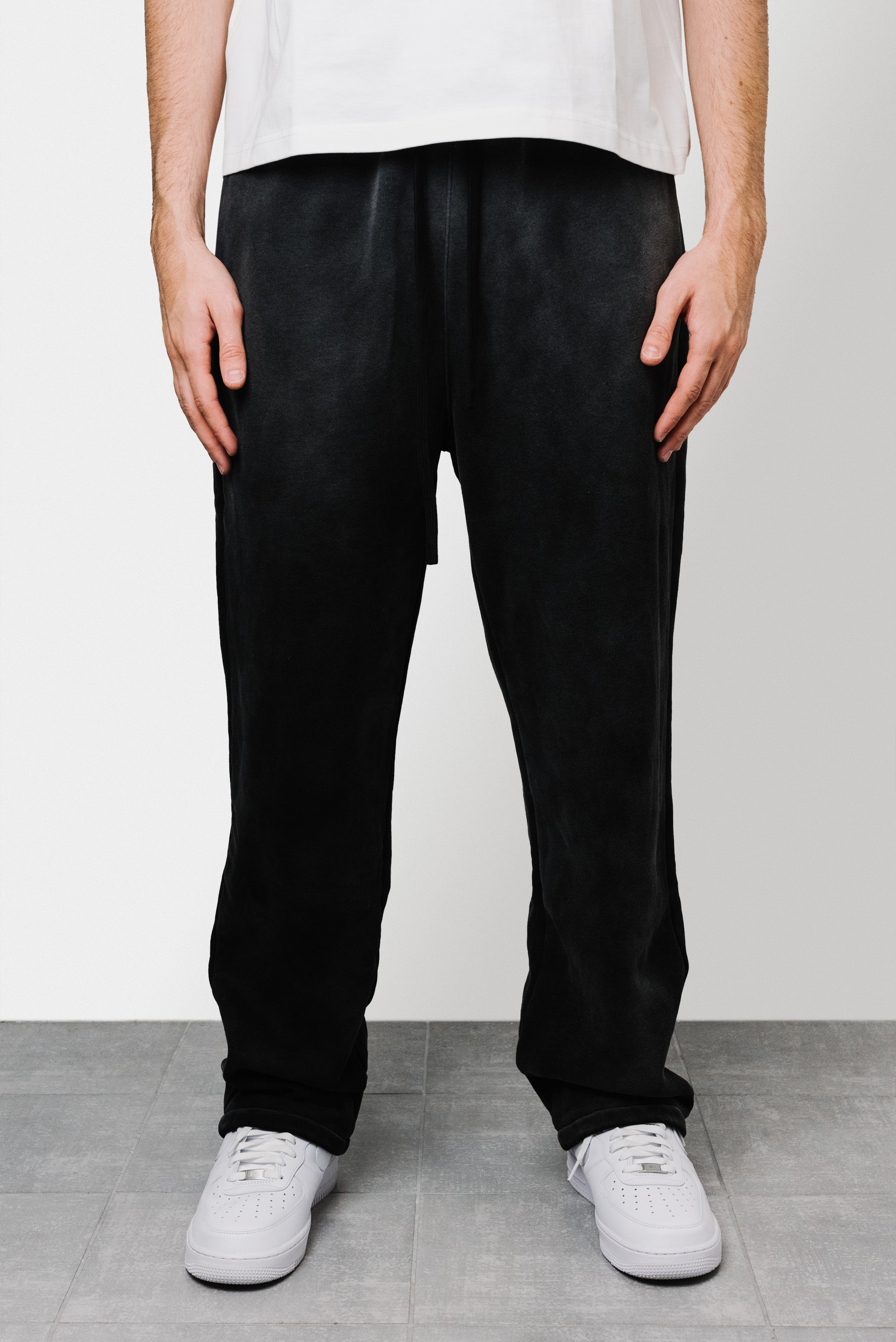 SWEATPANTS BLACK - Shoebuya Brand