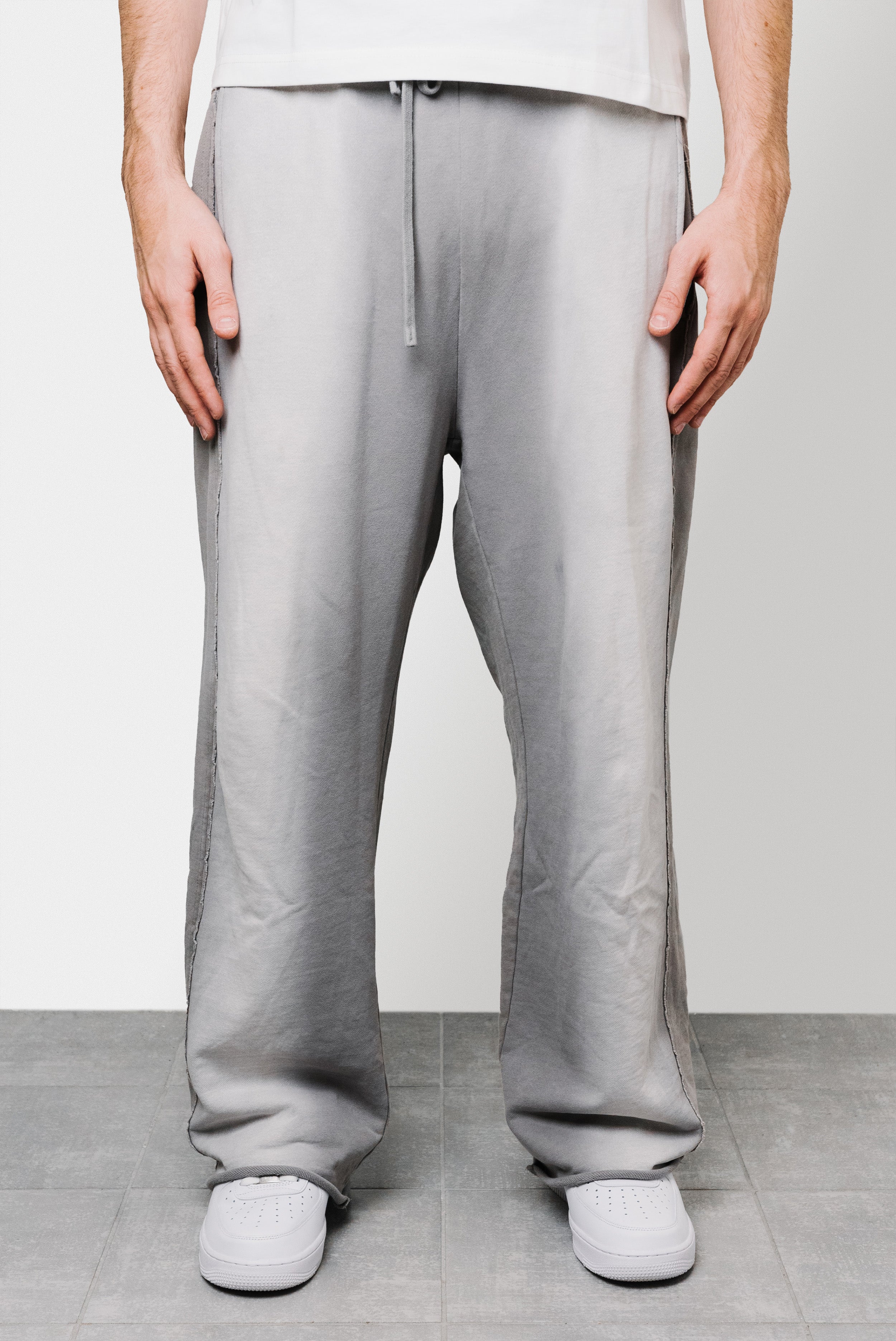 THE ACID WASH SPRAY PANTS GREY - Shoebuya Brand