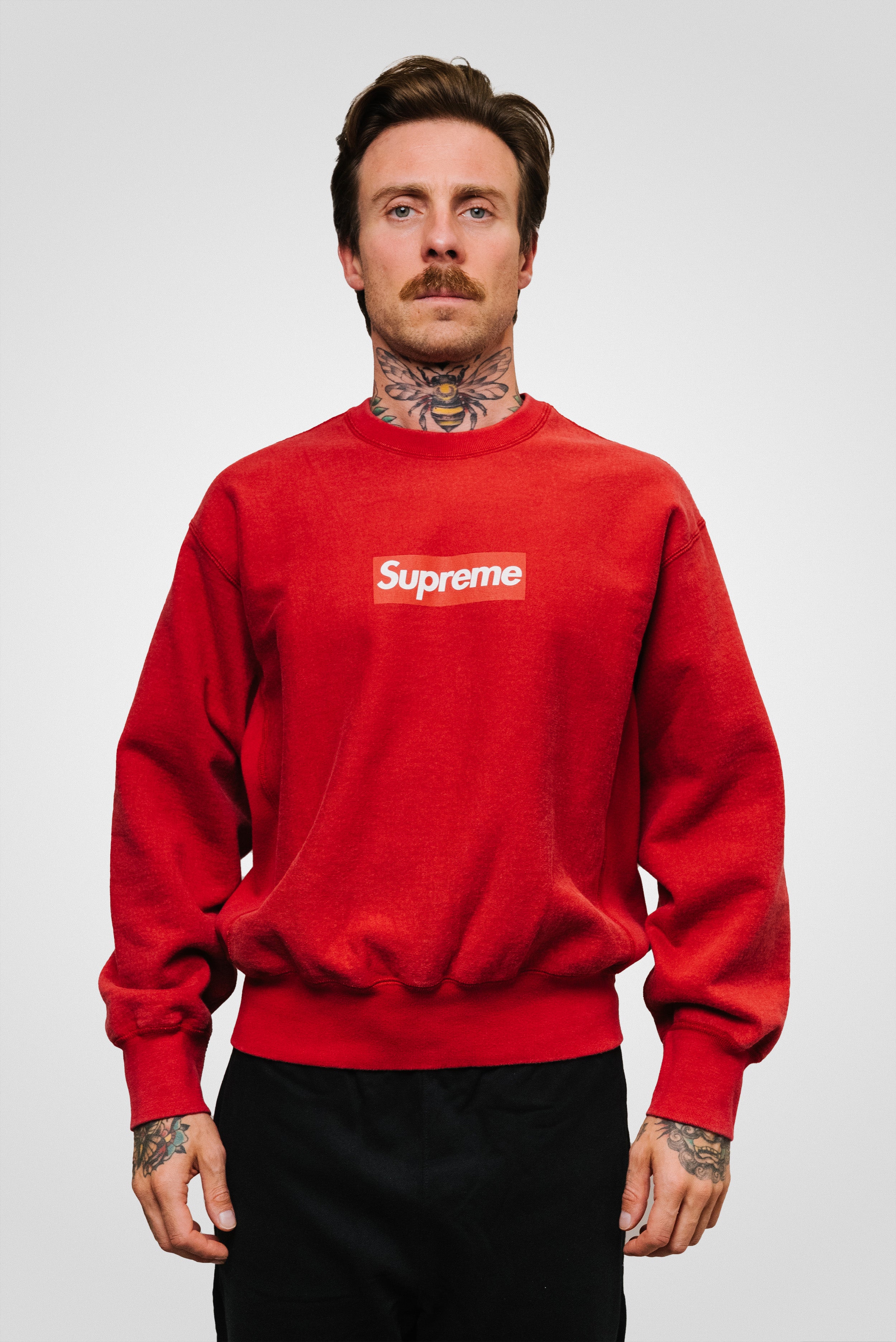 SUPREME WASHED BOX LOGO CREWNECK RED SS25