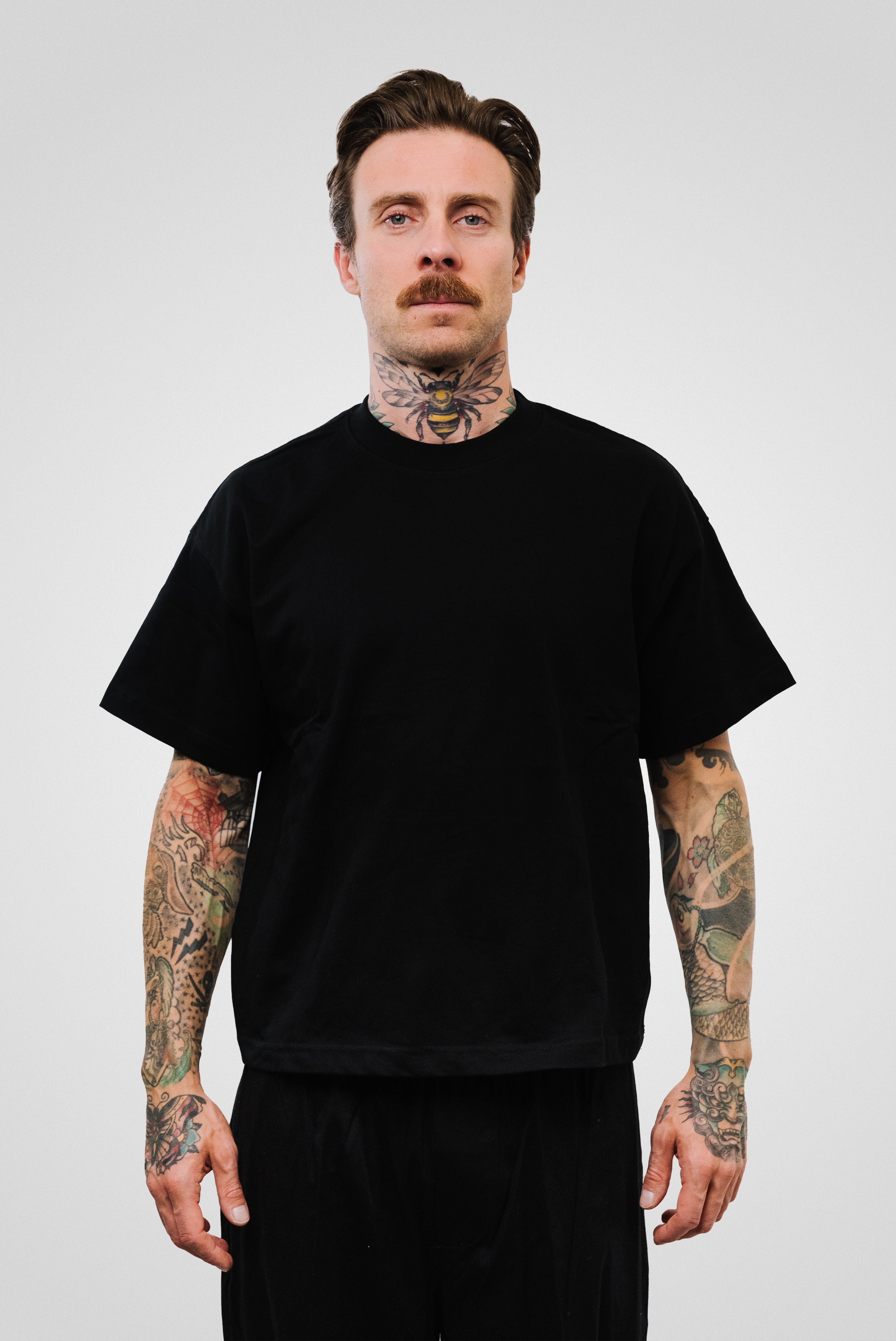 NO TIME 4 LUV BOXY TEE BLACK - Shoebuya Brand