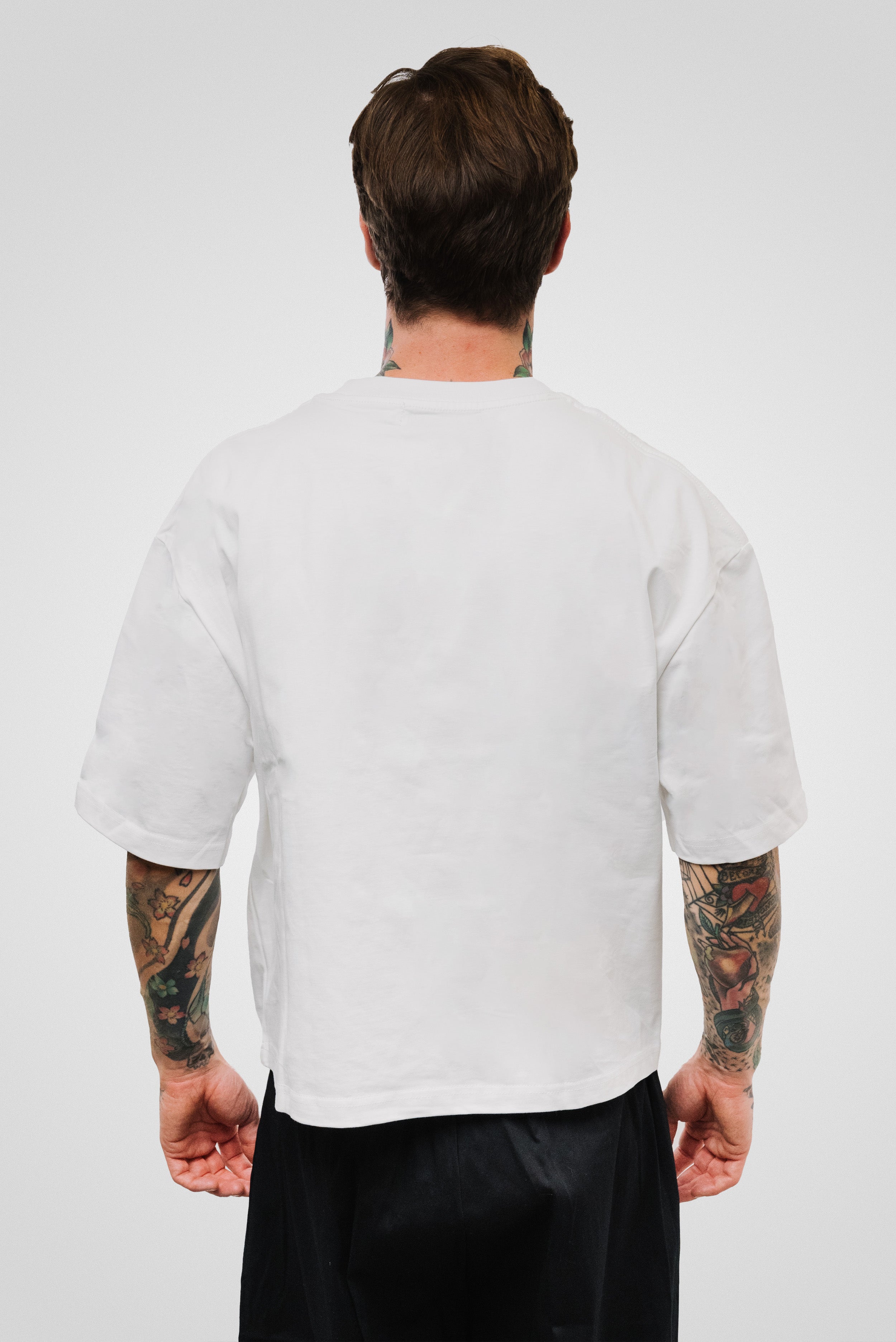 PHOTO WALL BOXY WHITE - Shoebuya Brand