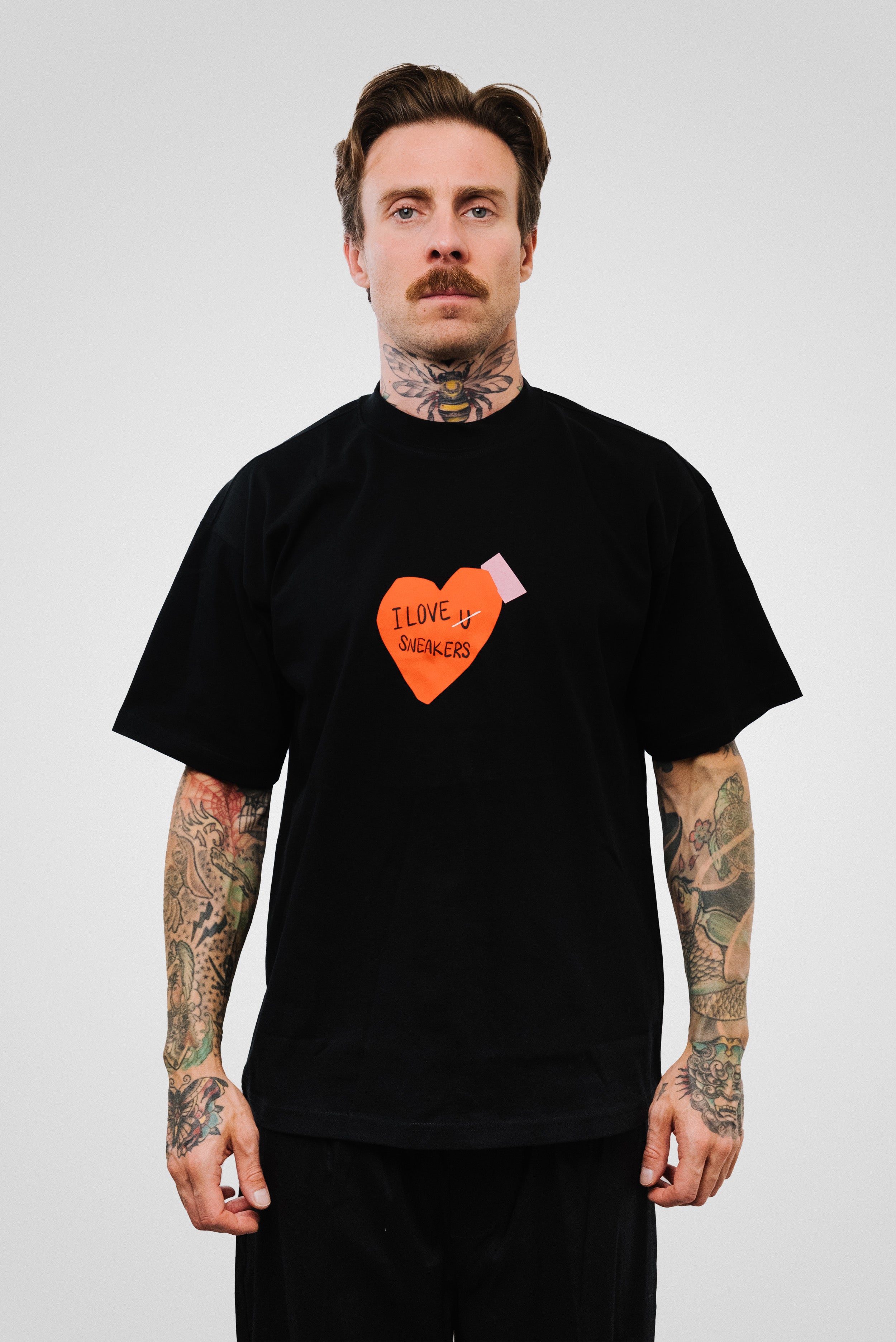I LOVE SNEAKERS TEE BLACK - Shoebuya Brand