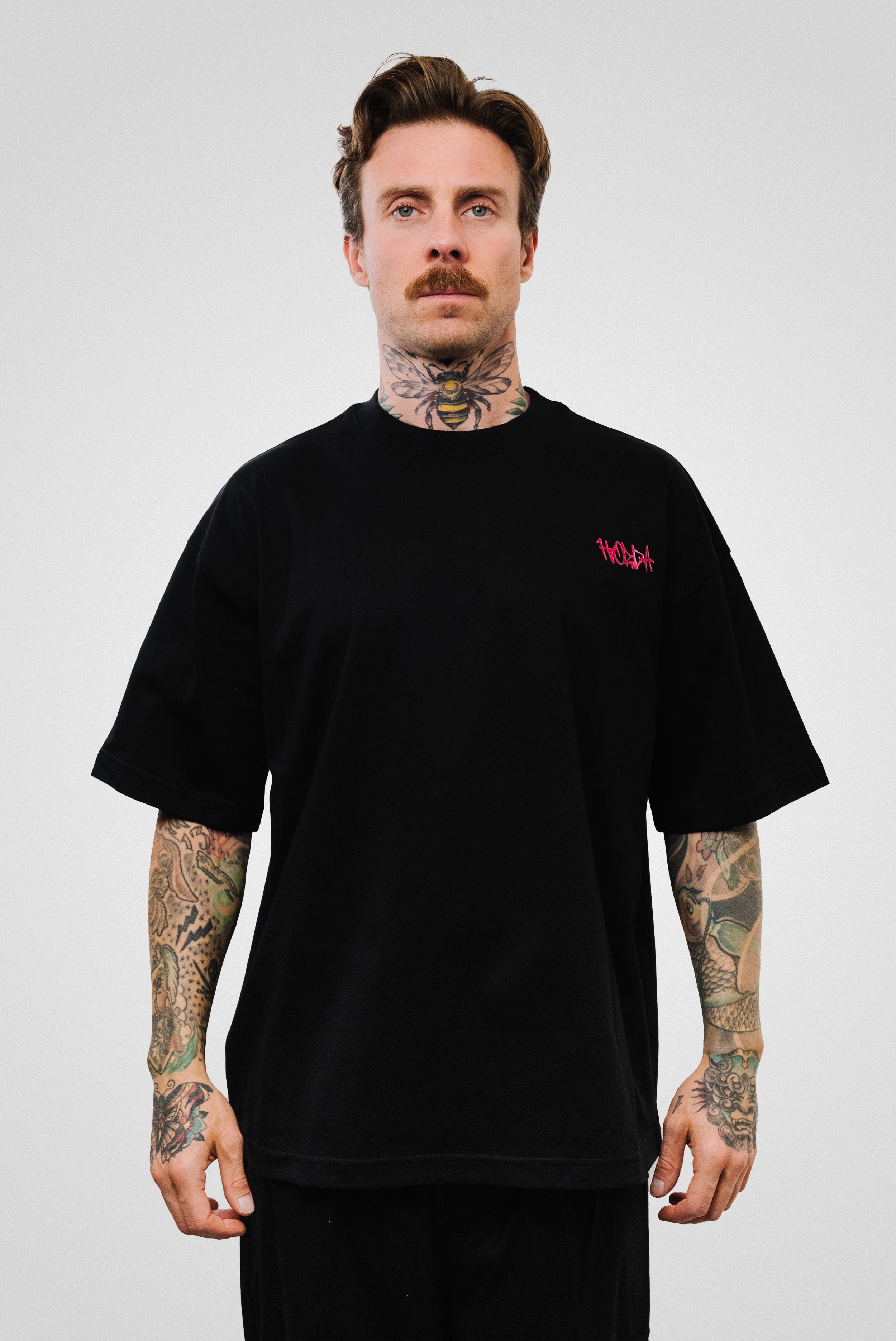 Y2K STREET TEE BLACK/PINK- Horda Brand