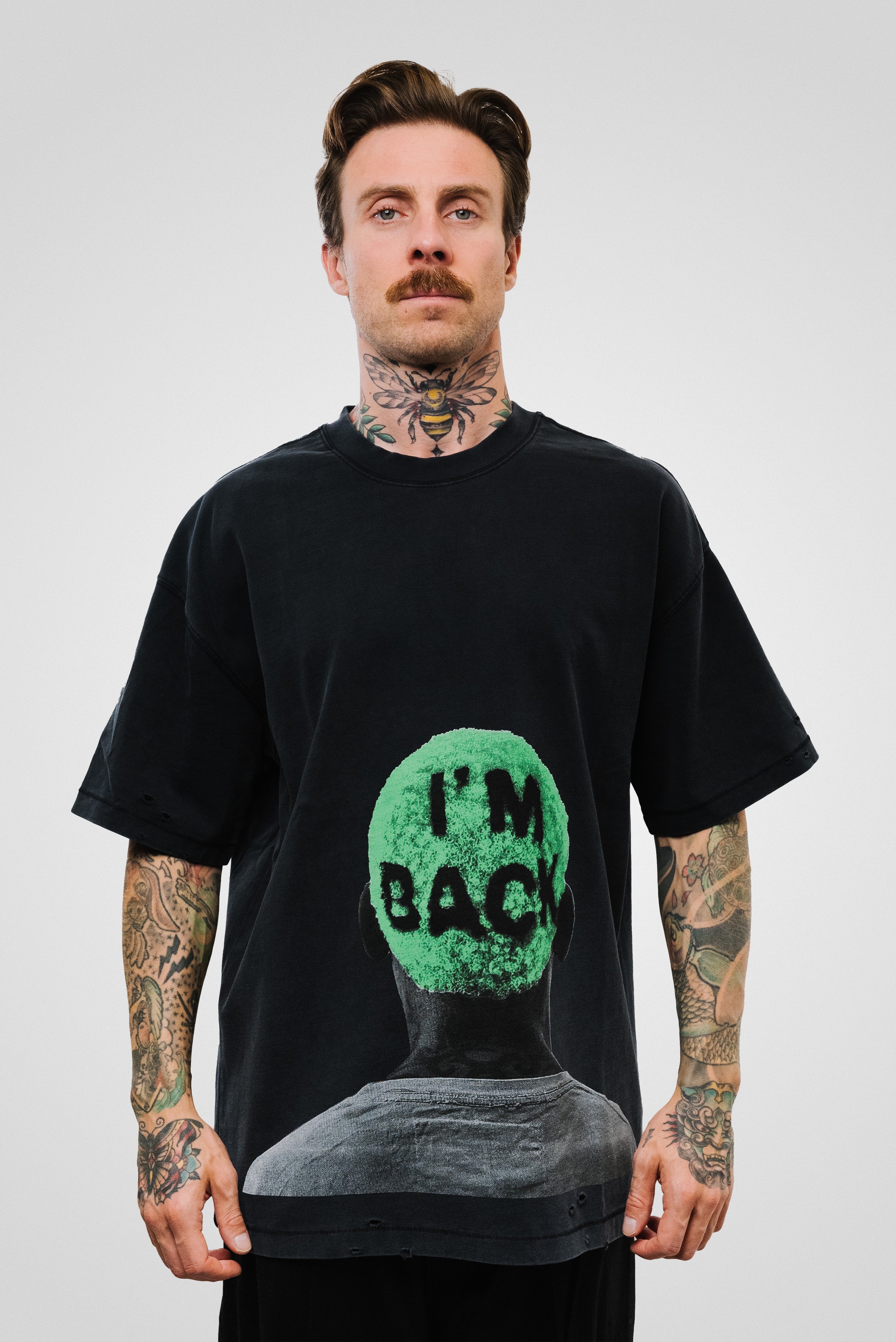 BACK TEE BLACK - QYB