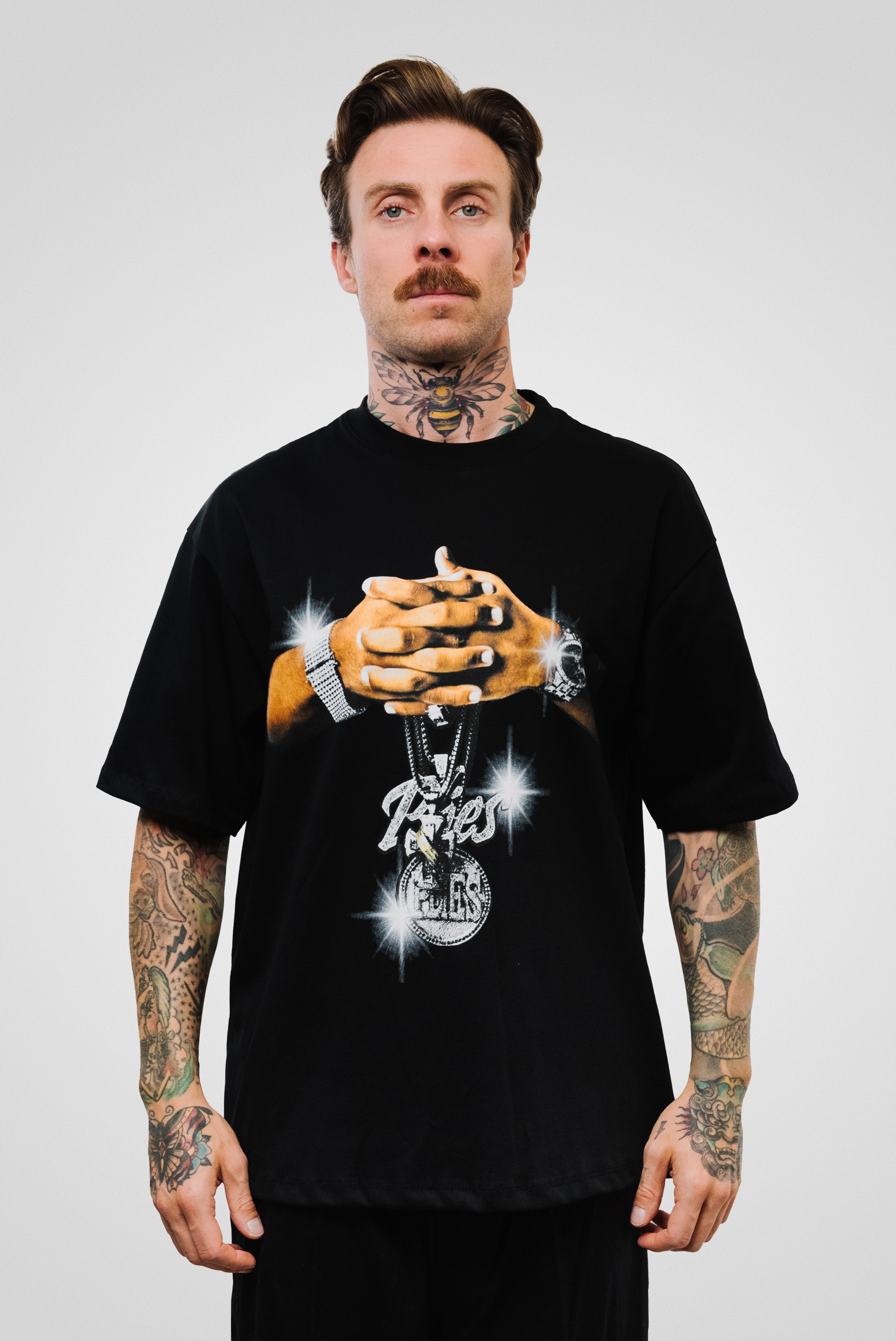 HAND TEE BLACK - Shoebuya Brand