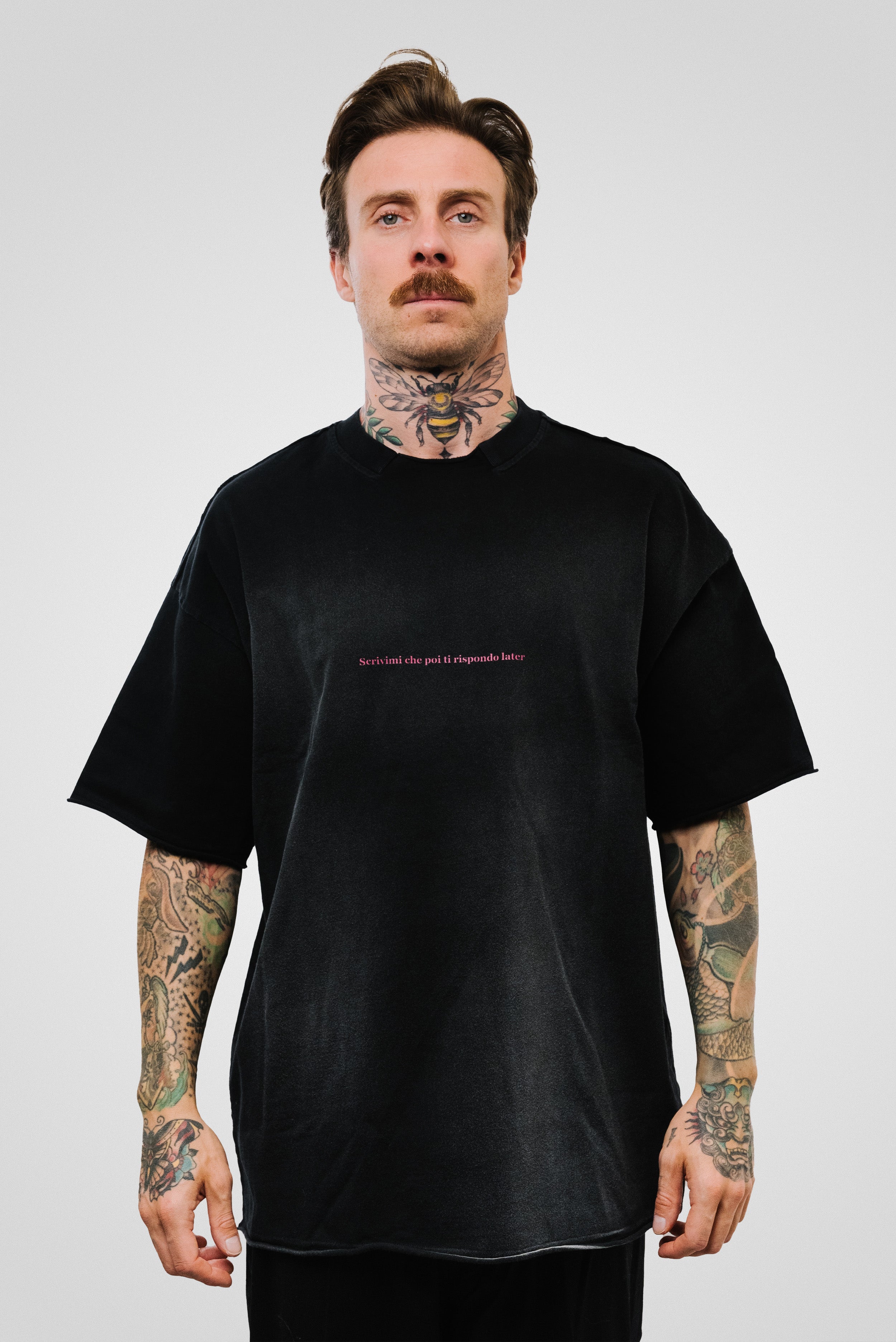 SCRIVIMI CHE POI TI RISPONDO LATER OVERSIZED TEE WASHED BLACK UNISEX - Malessere Brand