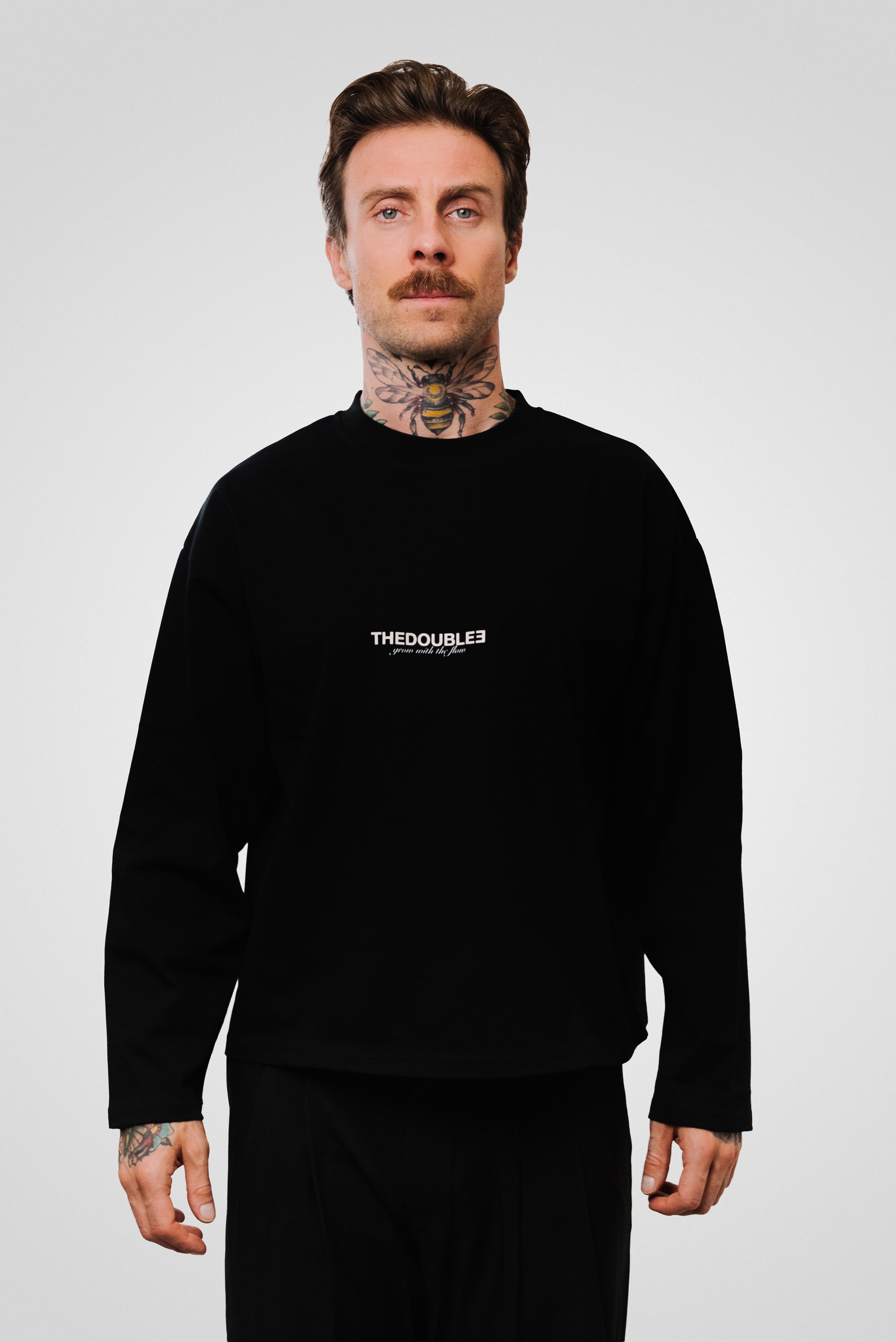 E BOXY LONGSLEEVE BLACK - TheDoubleE