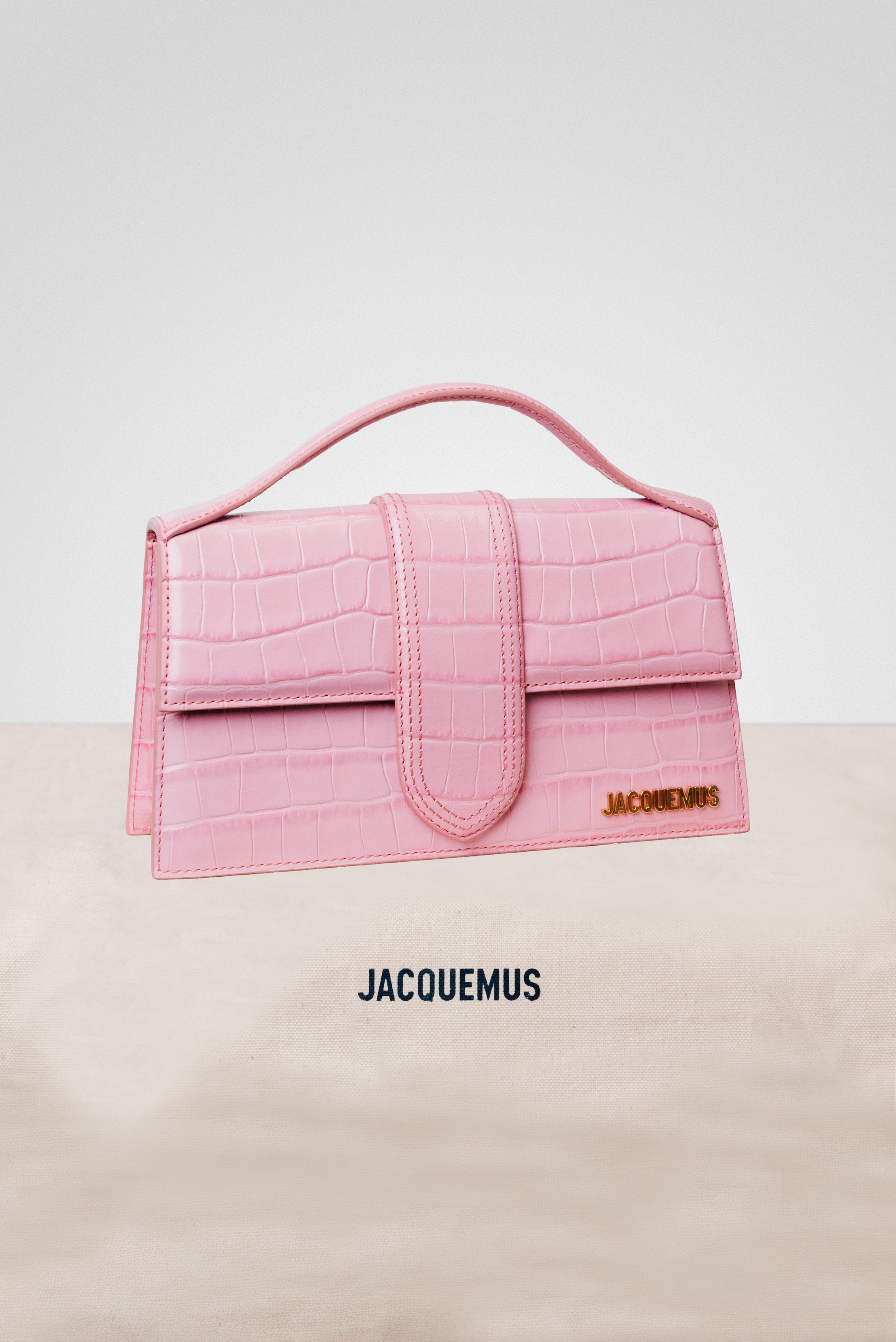 JACQUEMUS LE GRAND BAMBINO CROSSBODY FLAP BAG CROCO EMBOSSED PINK