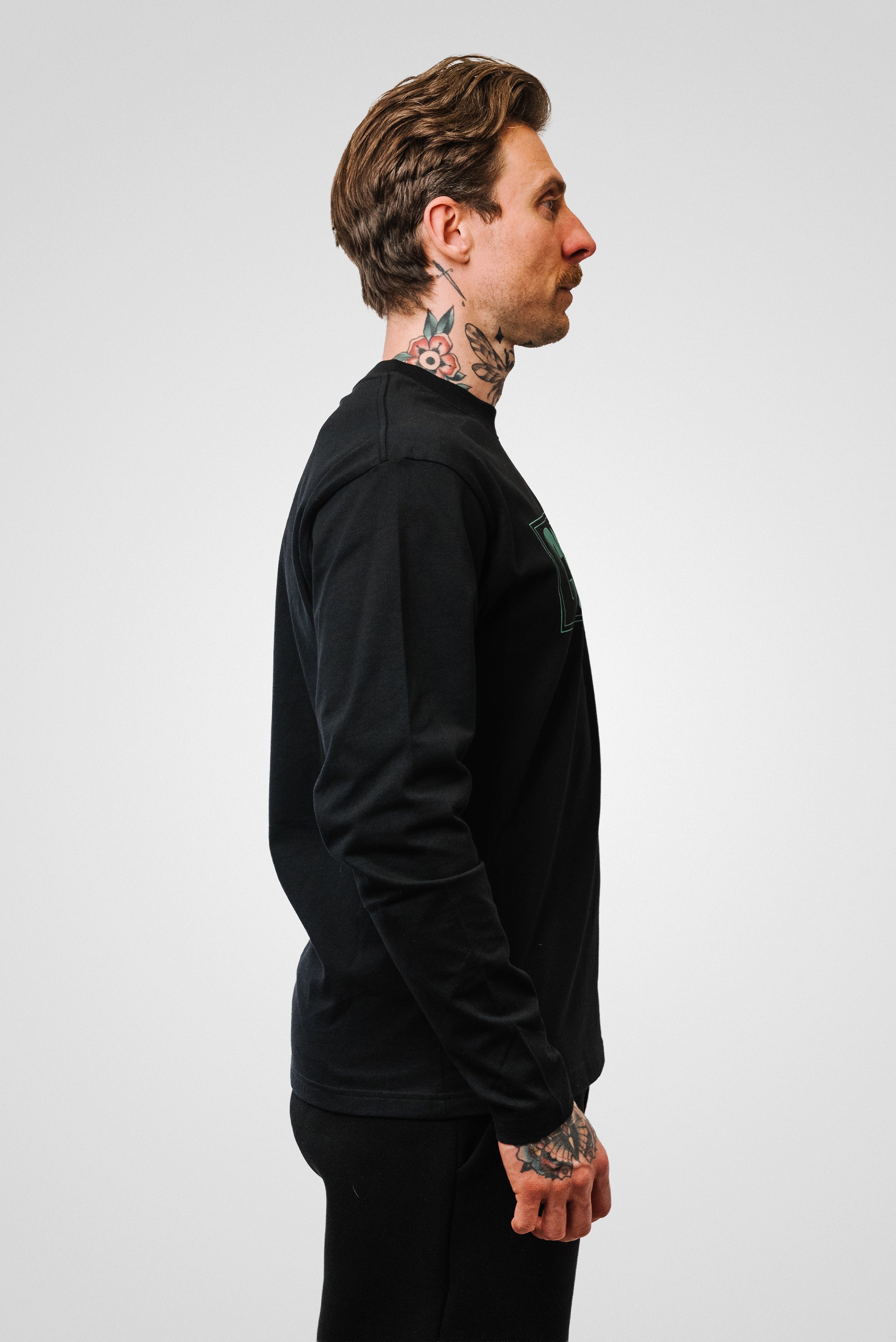 CORTEIZ SHADOW MAN LONGSLEEVE  TEE