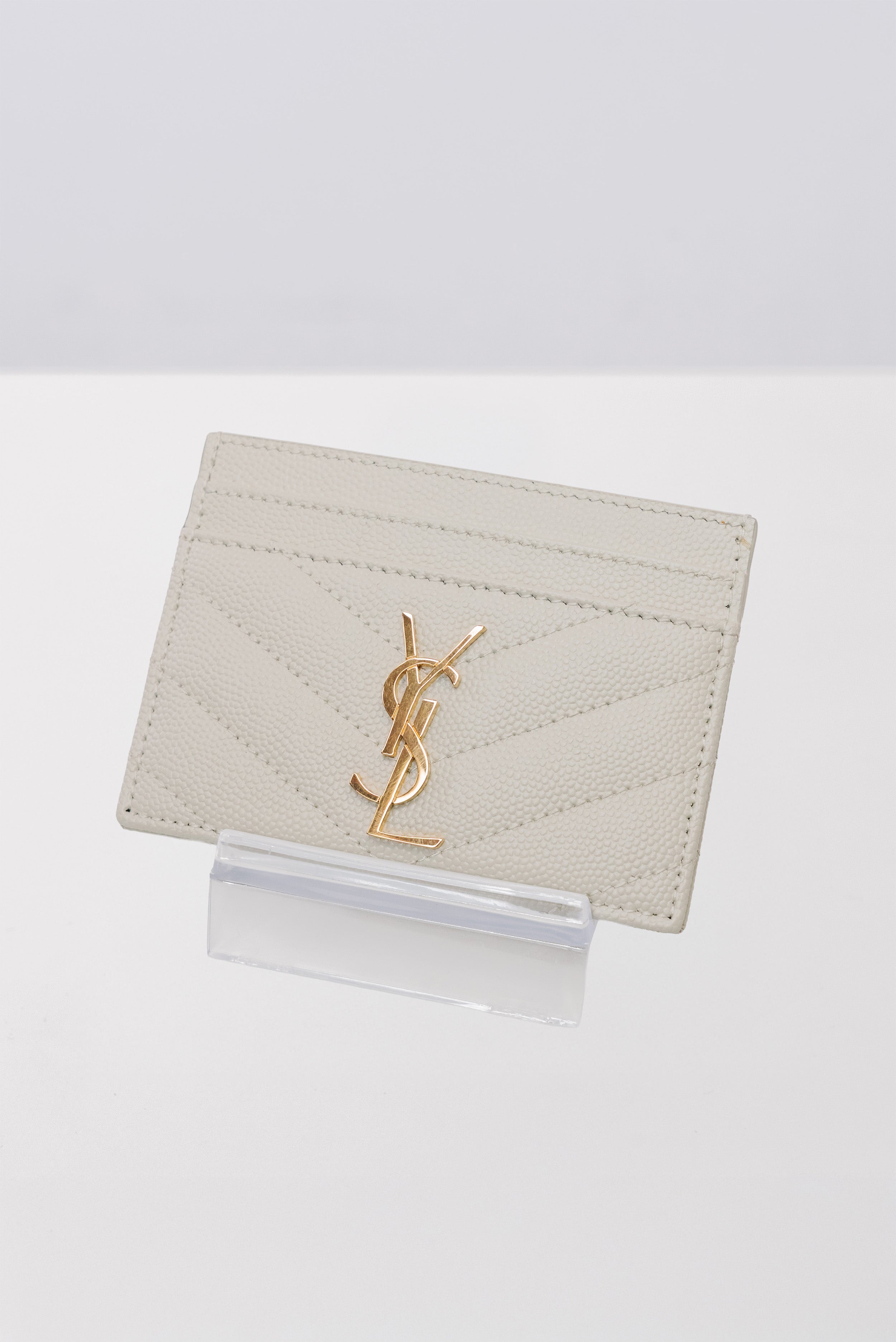 PORTA CARTE CASSANDRE MATELASSÉ IN PELLE DI AGNELLO BLACK WHITE/GOLD - Yves Saint Laurent