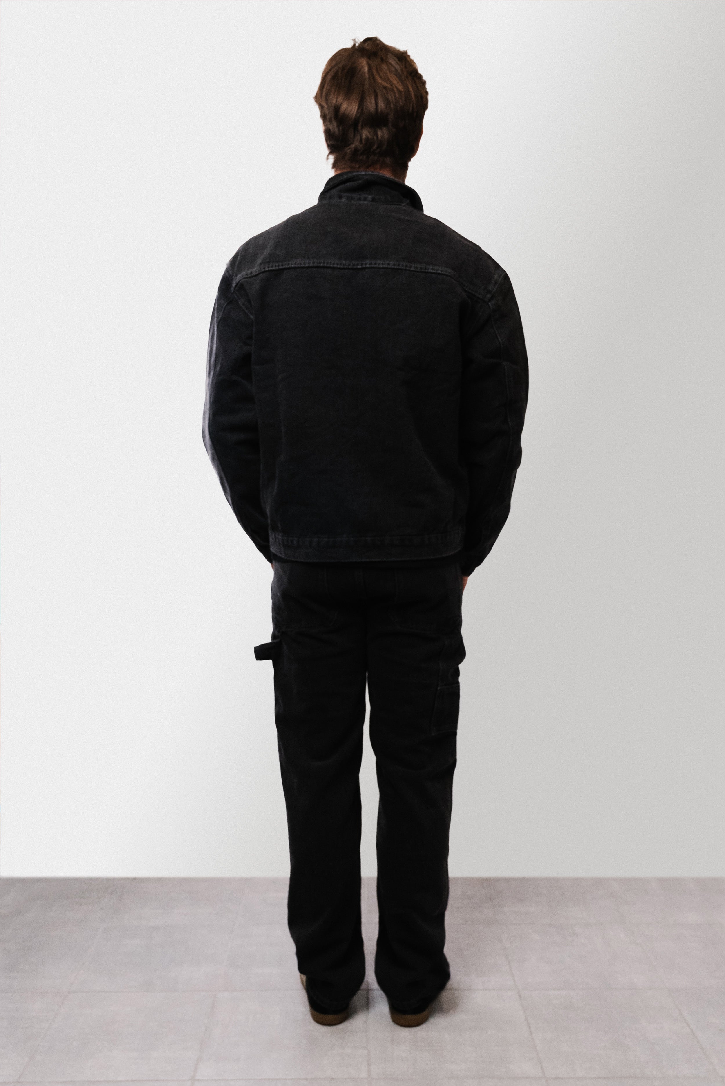 CARPENTER BLACK BASIC SUIT - Shoebuya Design