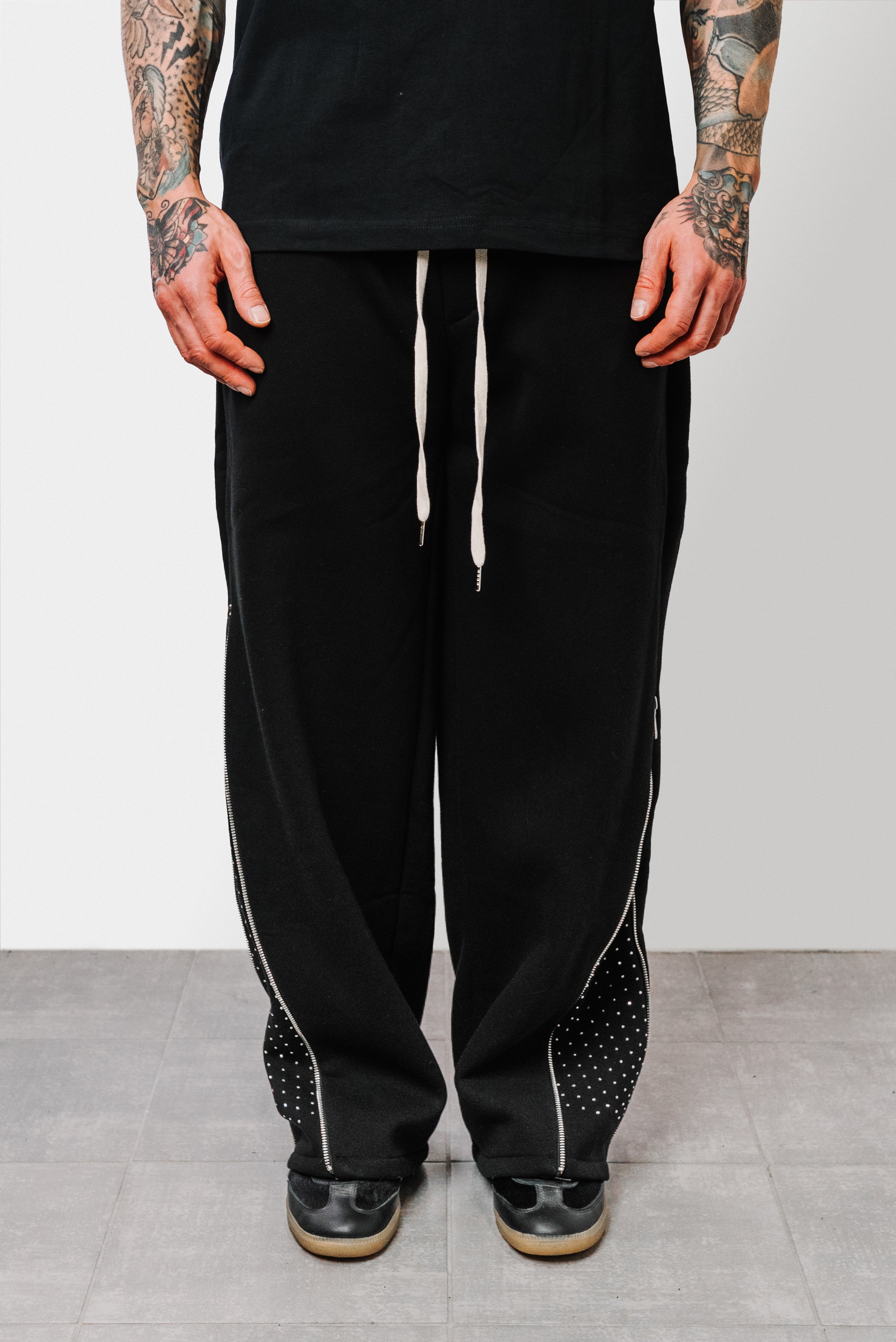 ZIP SPARCKLY TRACK PANTS BLACK - Shoebuya Design