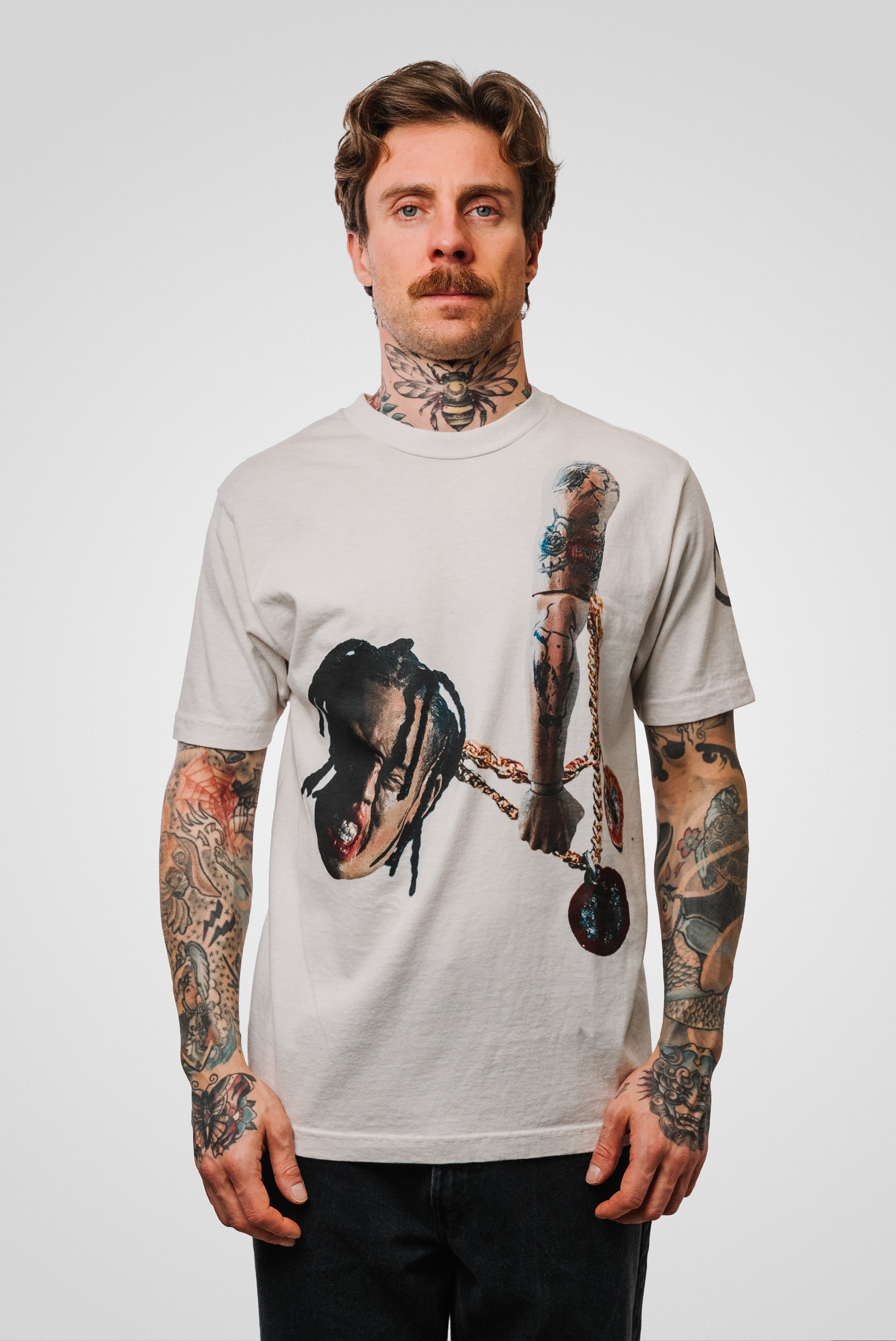 TRAVIS SCOTT RODEO 10 YEARS CHAIN TEE BEIGE