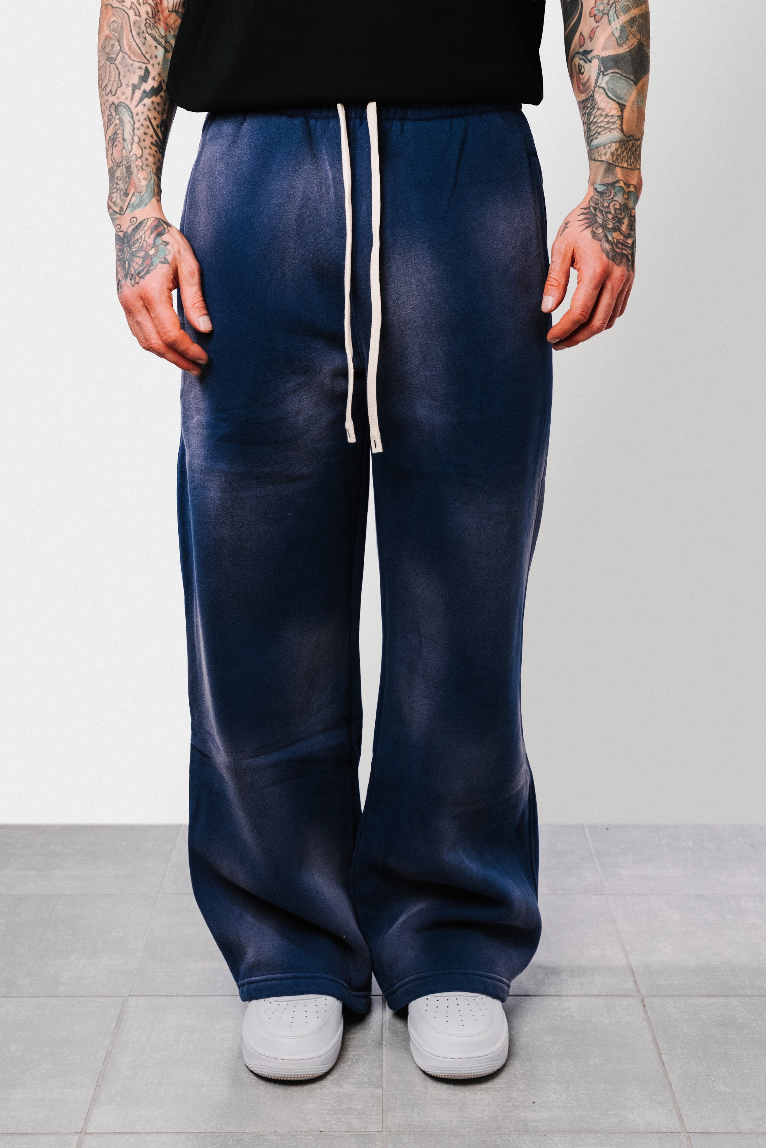 BAGGY SWEATPANTS SLAVED BLUE - Shoebuya Design