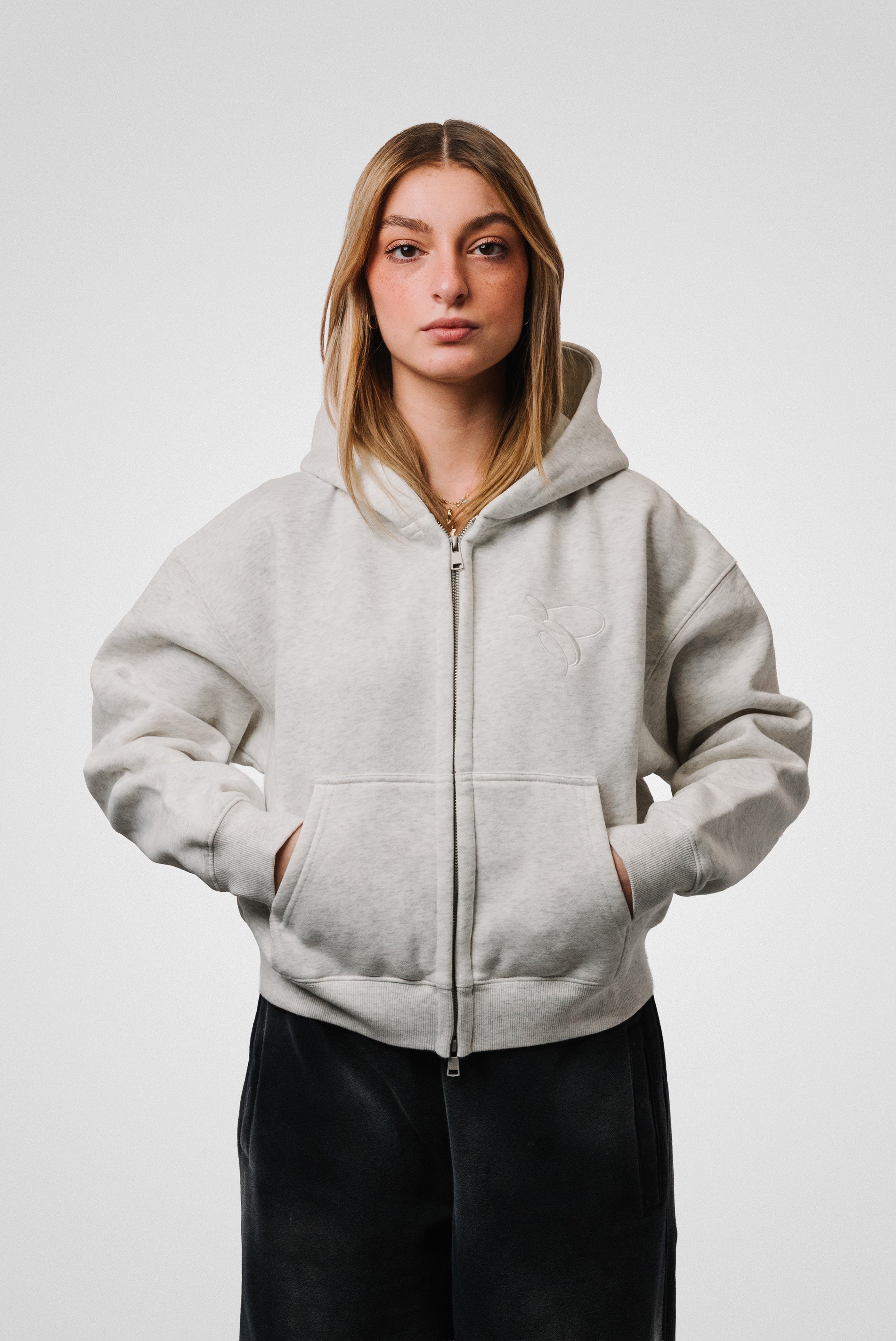 ZIP HOODIE CREAM - TheDoubleE