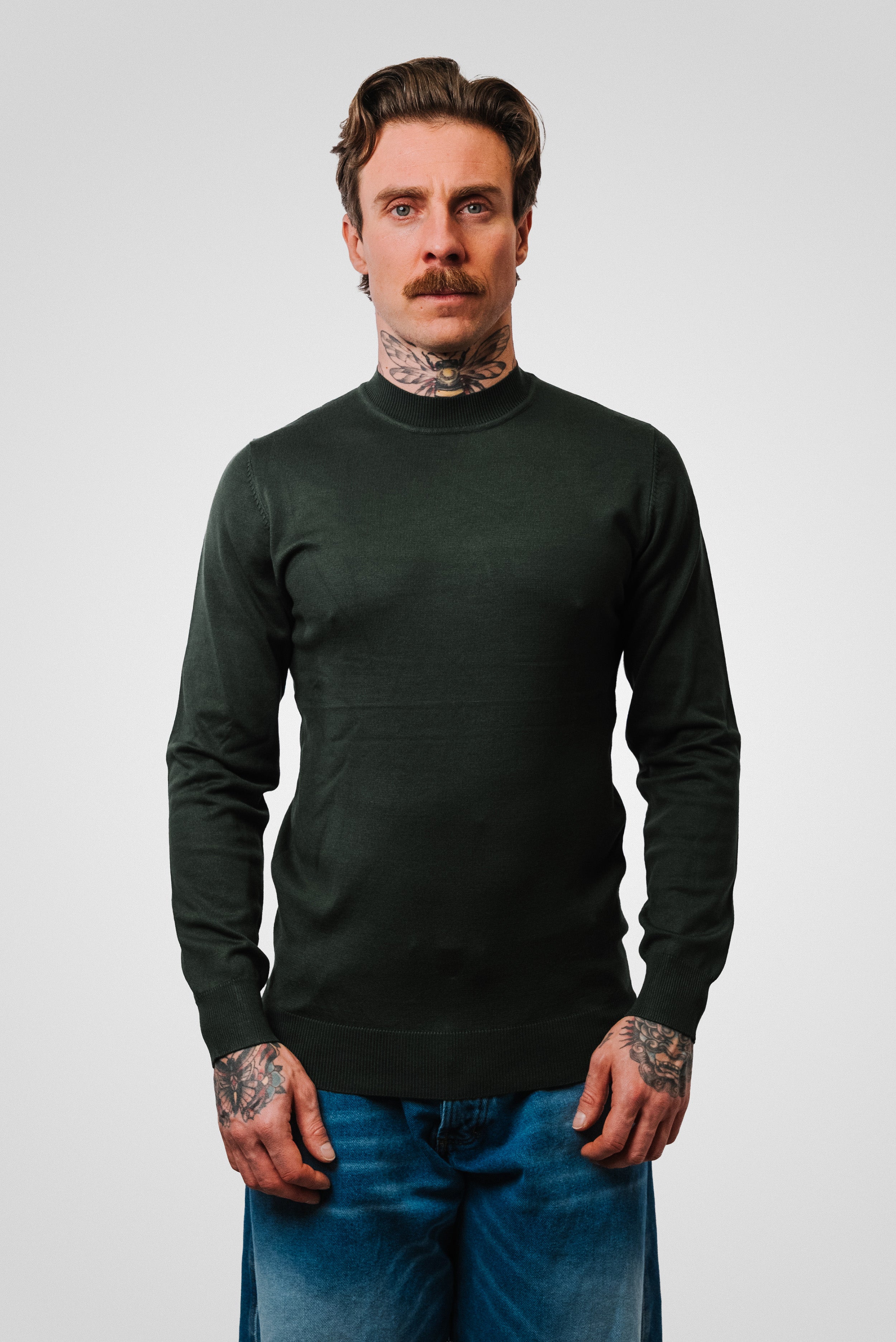 BASIC SWEATER - We Are All Ash